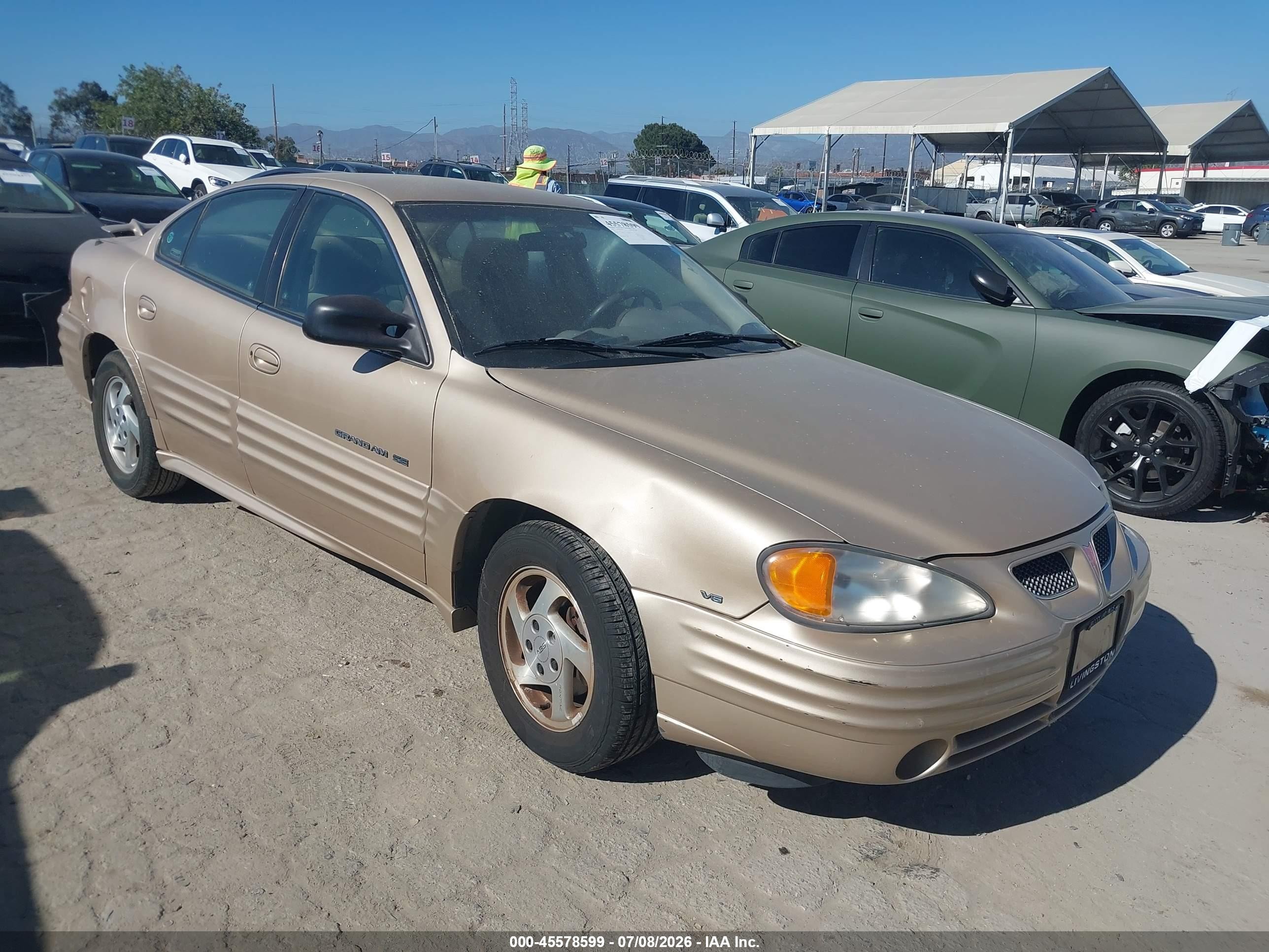 2000 Pontiac Grand Am SE1, VIN 1G2NF52E8YC545890 — Normal wear