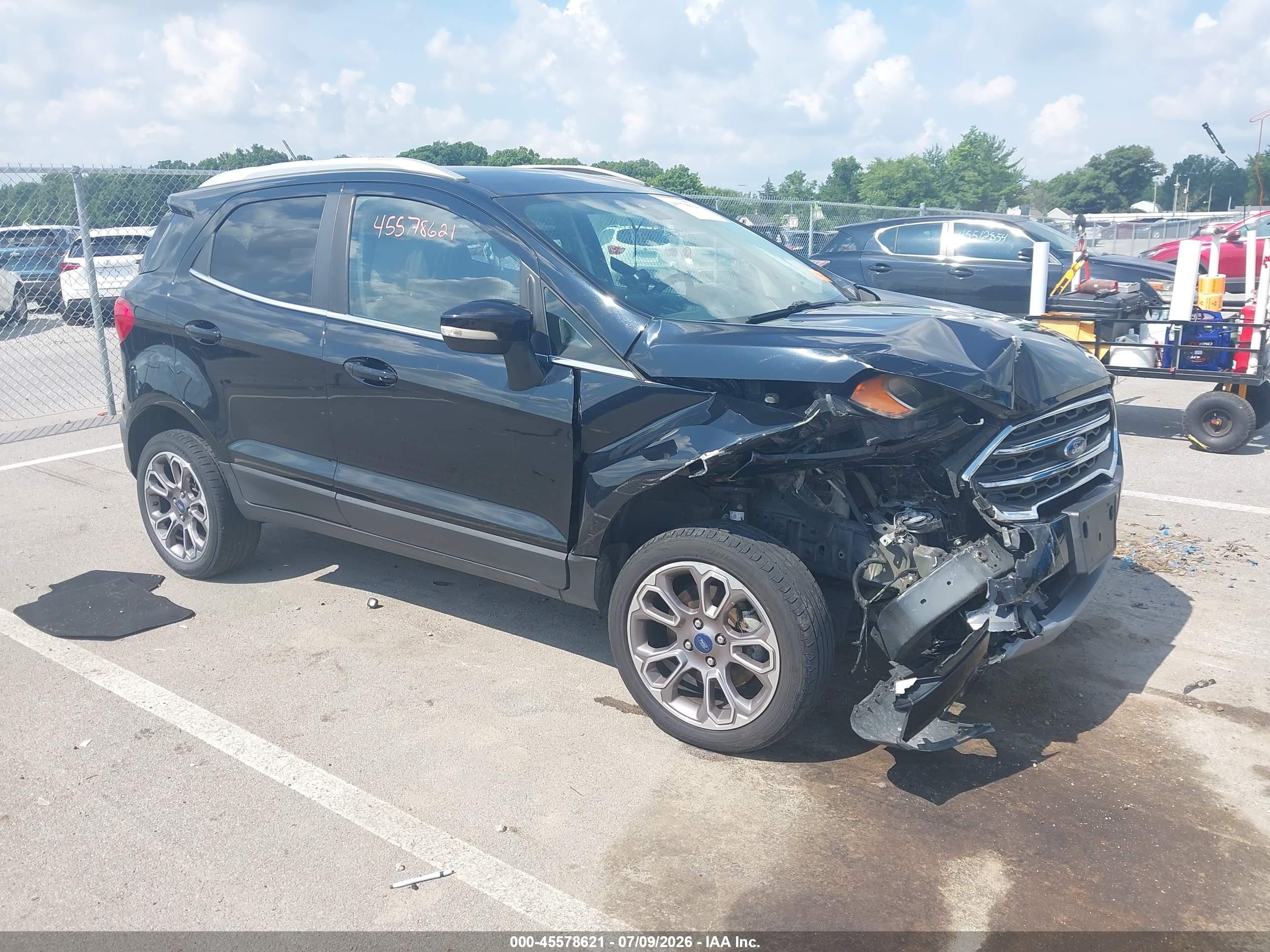 2019 Ford EcoSport Titanium, VIN MAJ6S3KL7KC267561 — Front end