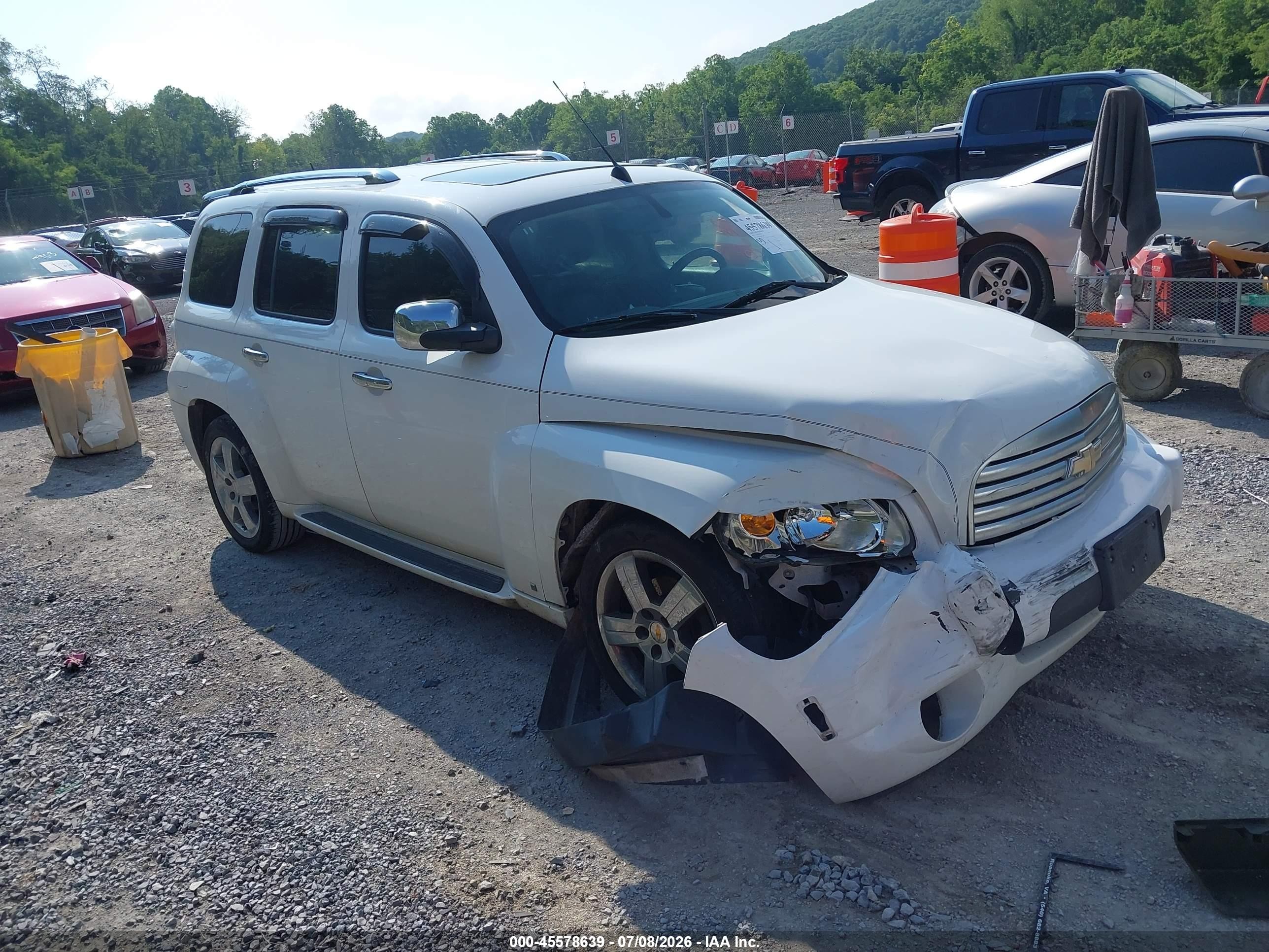 2011 Chevrolet HHR 2LT, VIN 3GNBACFU9BS515860 — Front end