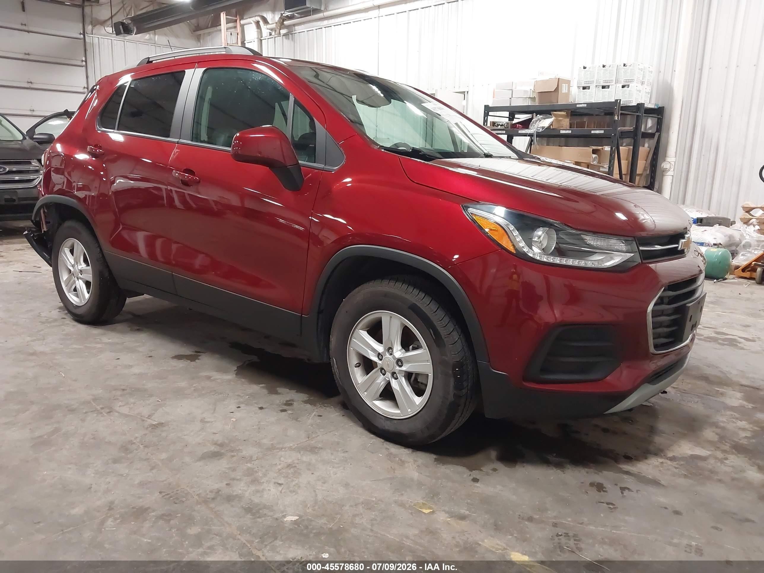 2022 Chevrolet Trax LT, VIN KL7CJPSM2NB531762 — Зад