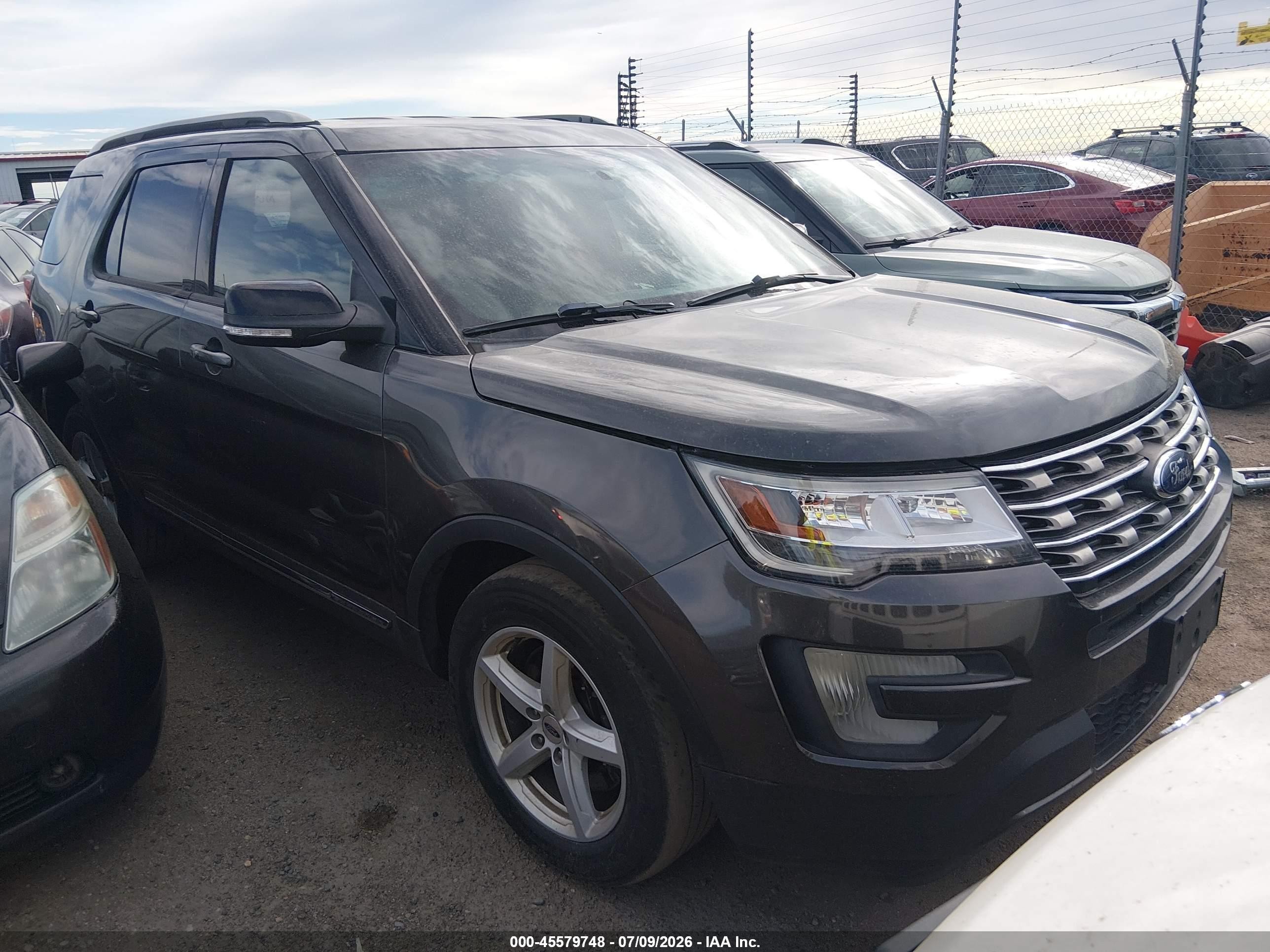 2016 Ford Explorer XLT, VIN 1FM5K7D80GGD03057 — Not stated