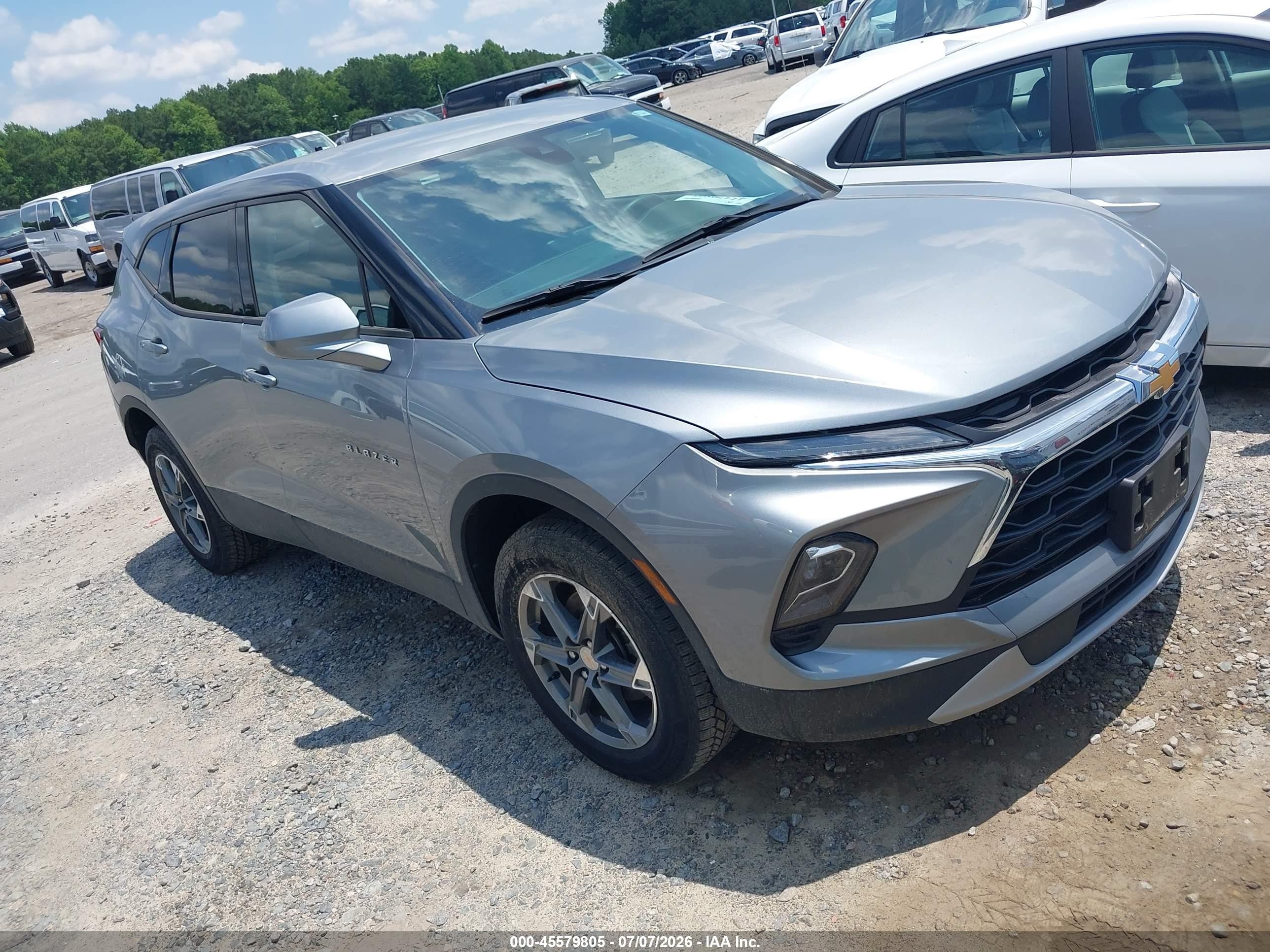 2024 Chevrolet Blazer LT, VIN 3GNKBHR48RS163760 — Normal wear