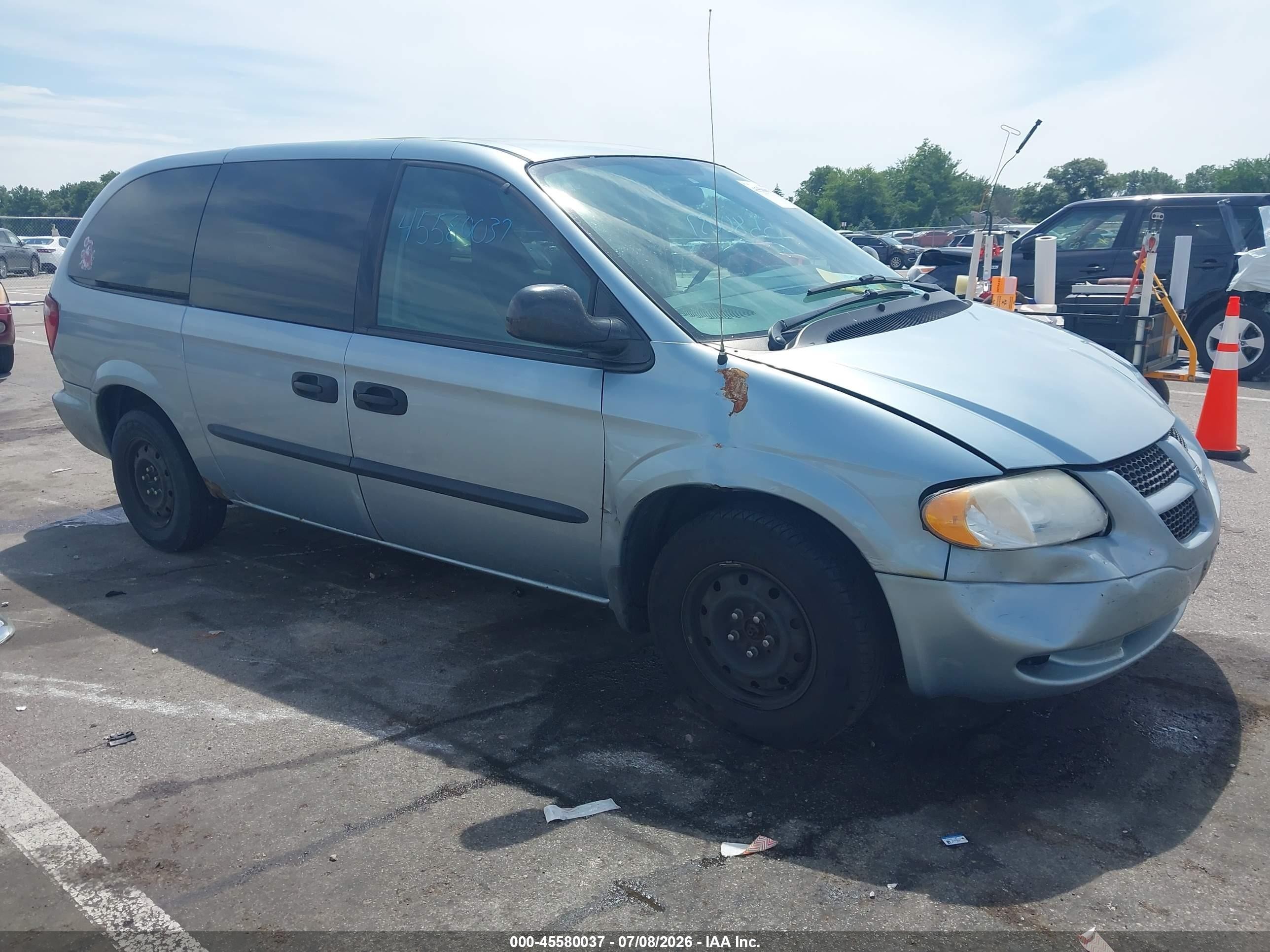2004 Dodge Caravan SE, VIN 1D8GP24R94B601014 — Перед