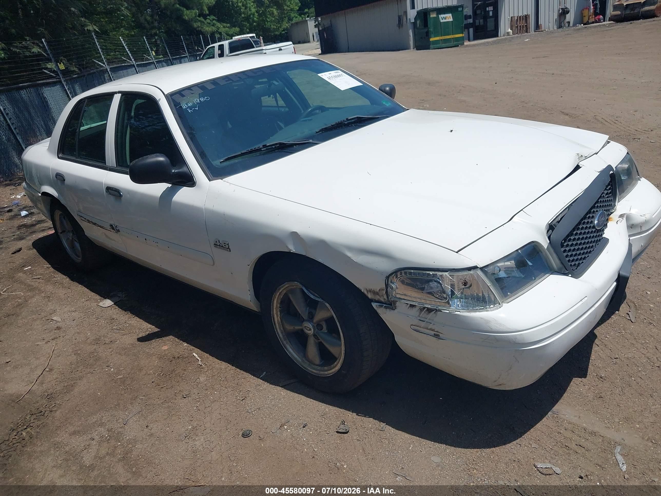 2011 Ford Police Interceptor, VIN 2FABP7BV0BX108537 — Front end
