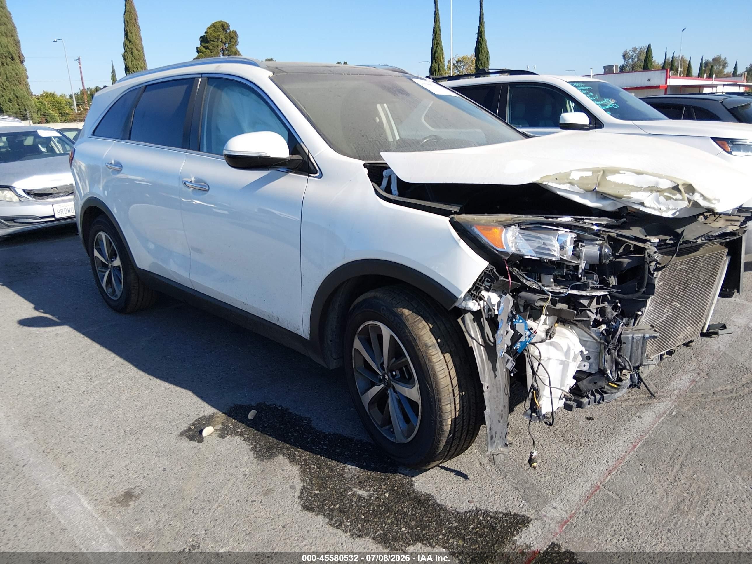 2019 Kia Sorento EX, VIN 5XYPH4A55KG504436 — Front end