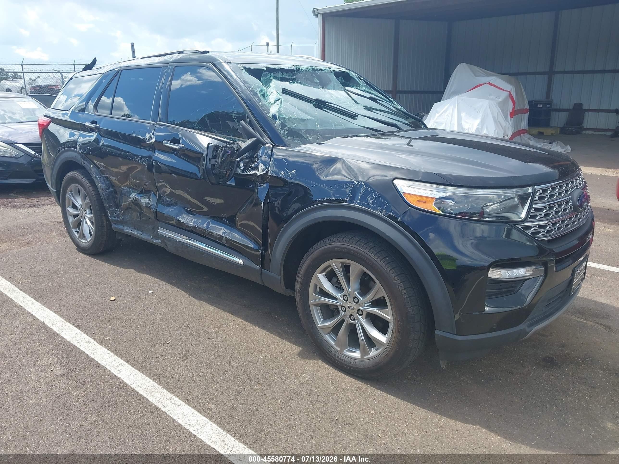 2020 Ford Explorer Limited, VIN 1FMSK8FH6LGC14948 — Side