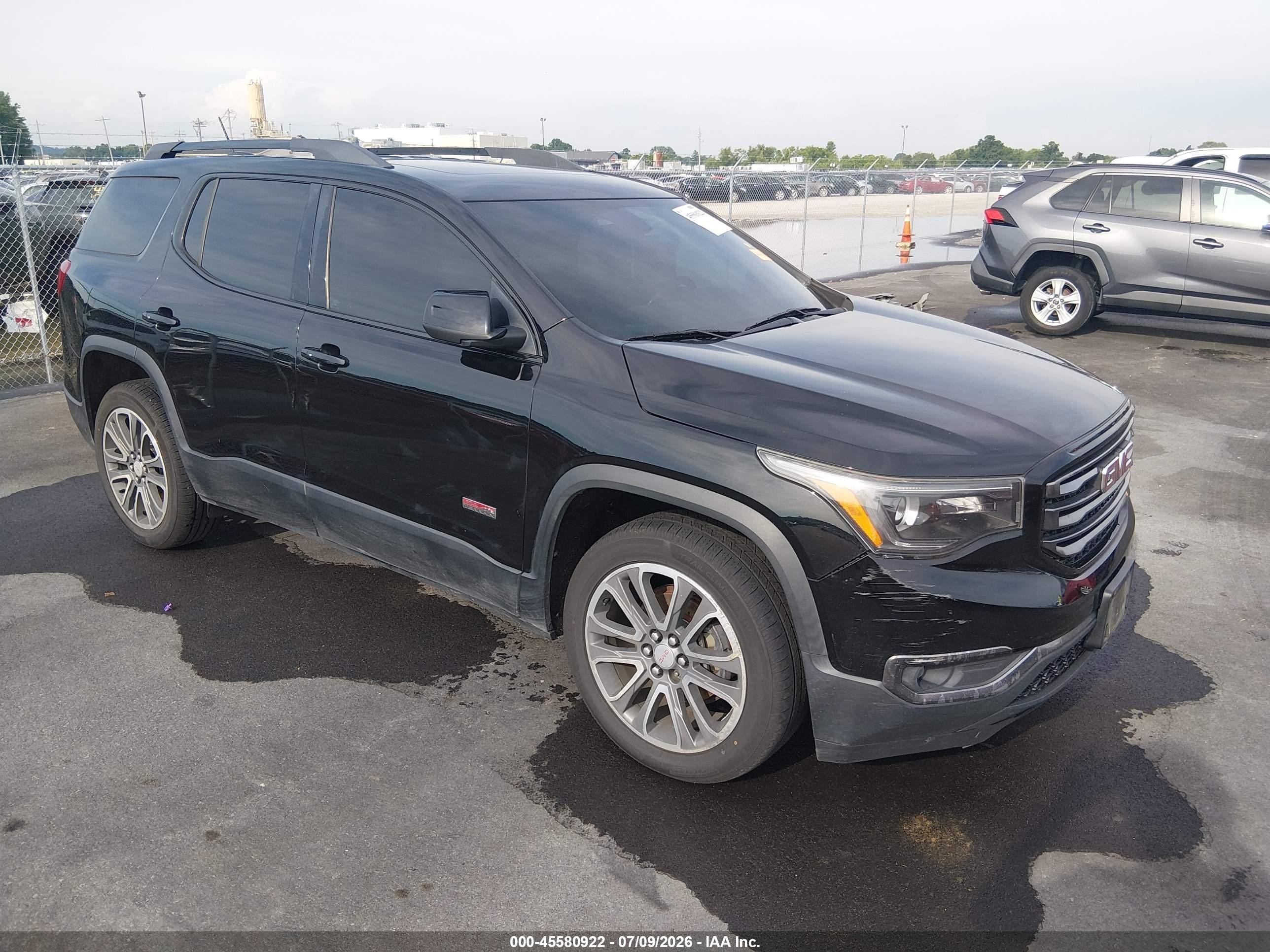 2017 GMC Acadia SLT, VIN 1GKKNVLS2HZ265292 — Front end