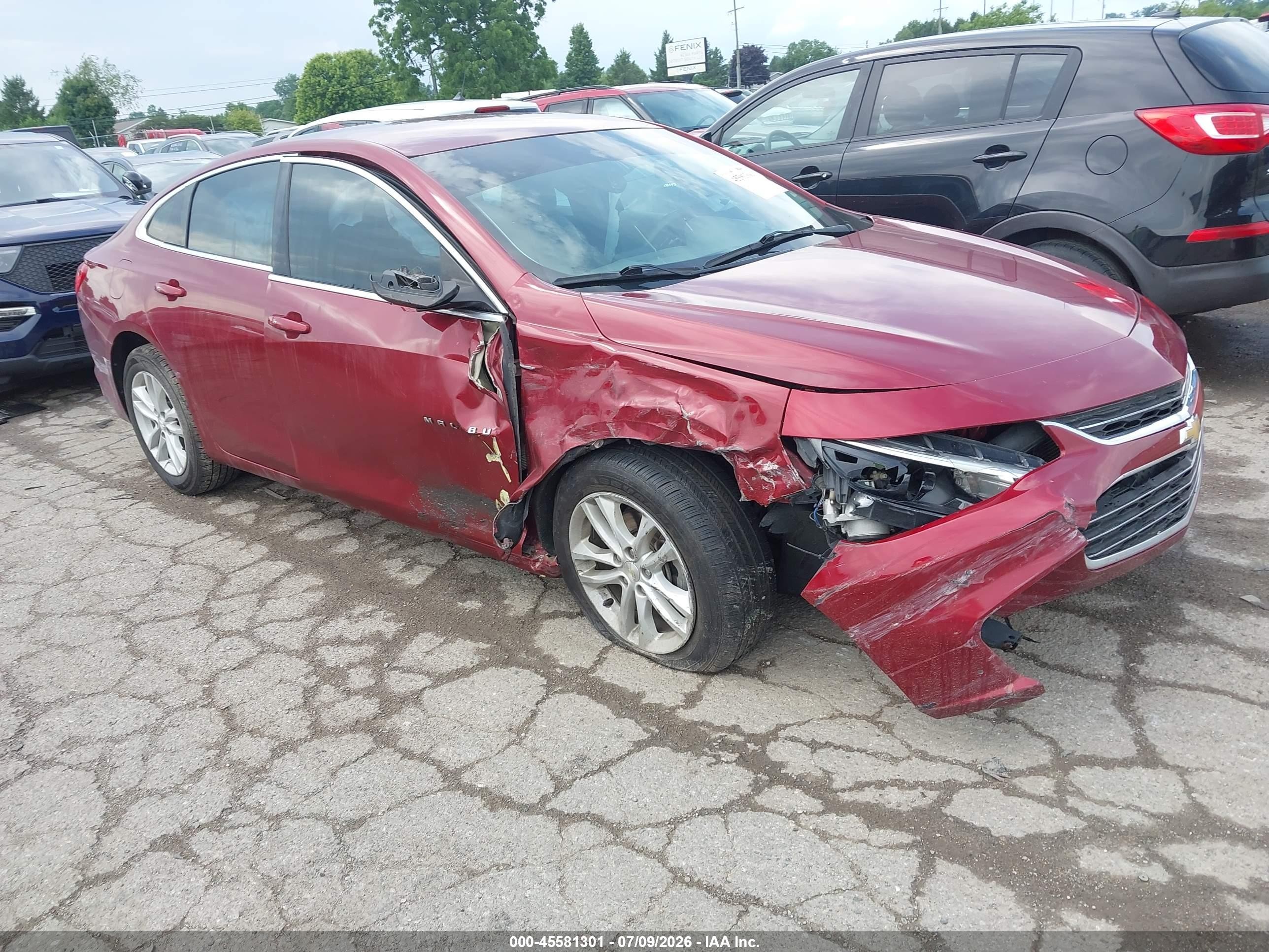 2017 Chevrolet Malibu LT, VIN 1G1ZE5ST1HF199171 — Front end