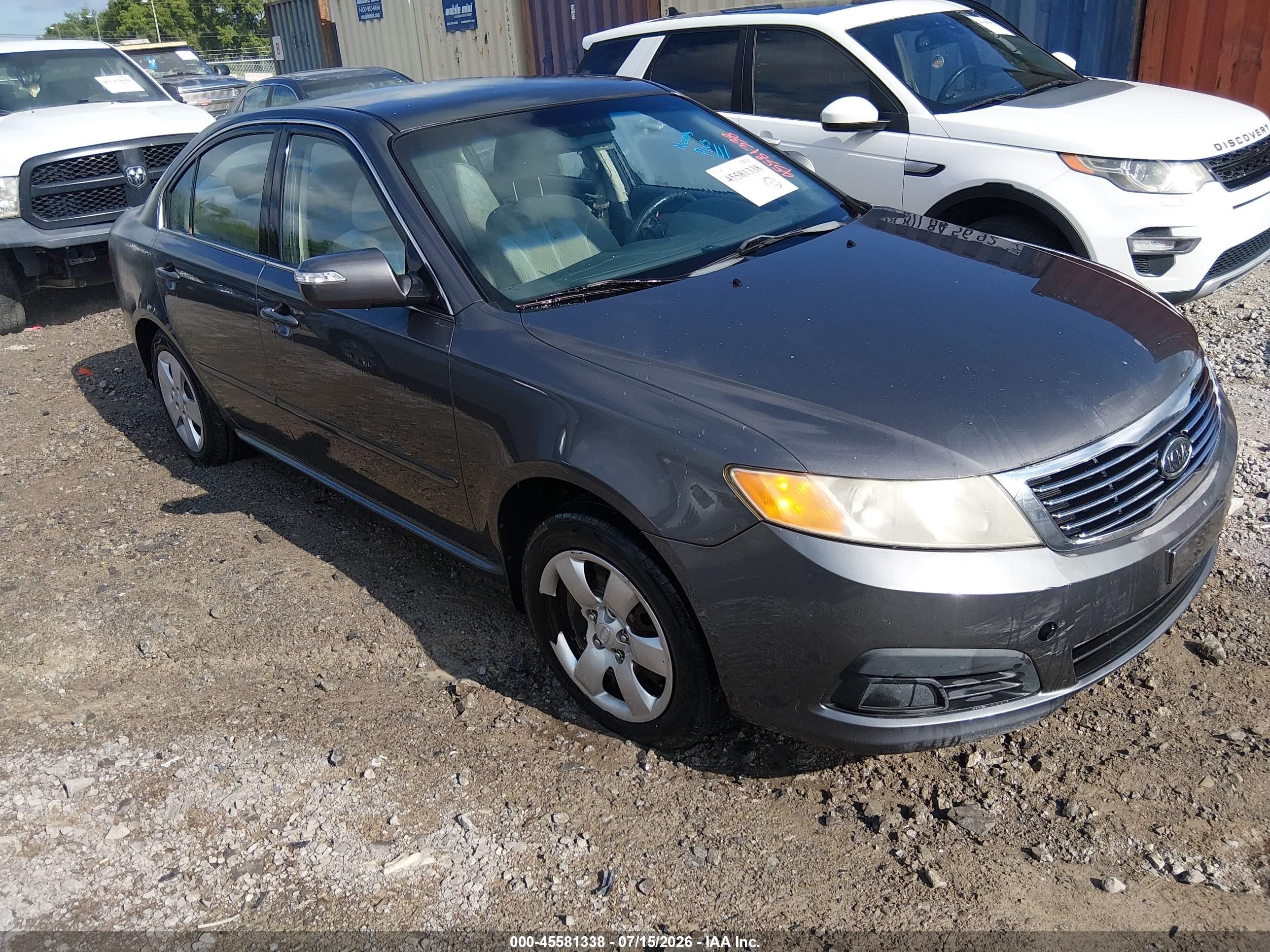 2009 Kia Optima LX, VIN KNAGE228895324910 — Обычный износ