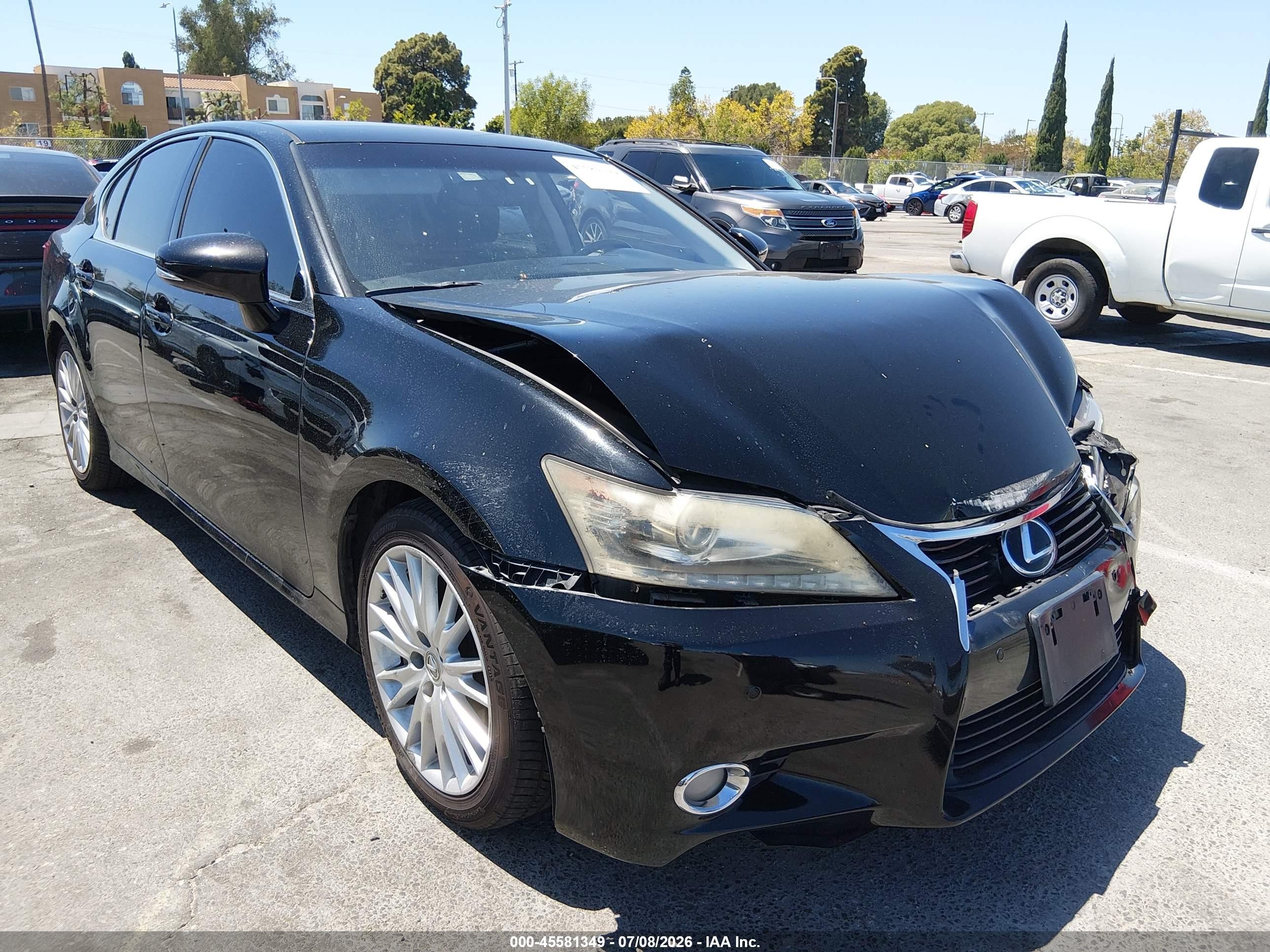2013 Lexus GS 350, VIN JTHBE1BL0D5027133 — Front end
