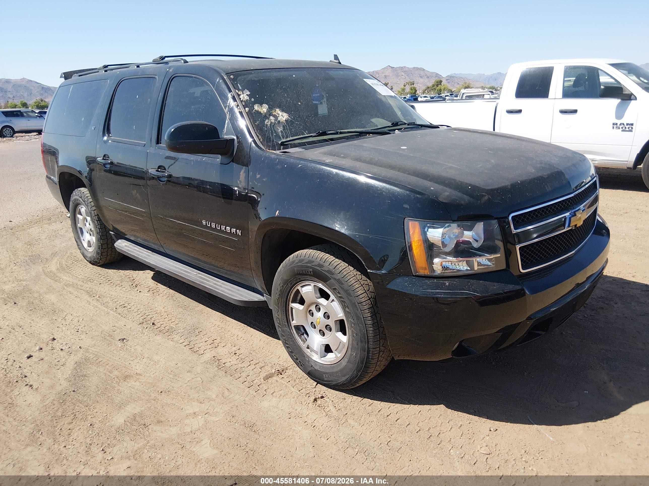 2014 Chevrolet Suburban LT, VIN 1GNSCJE08ER108892 — Rear end