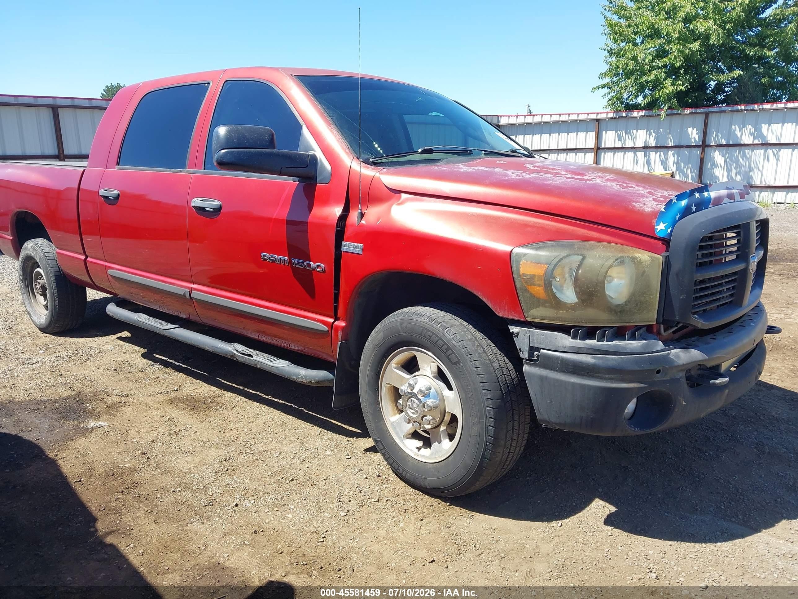 2007 Dodge 1500 Laramie, VIN 3D7KR19D27G809019 — Перед