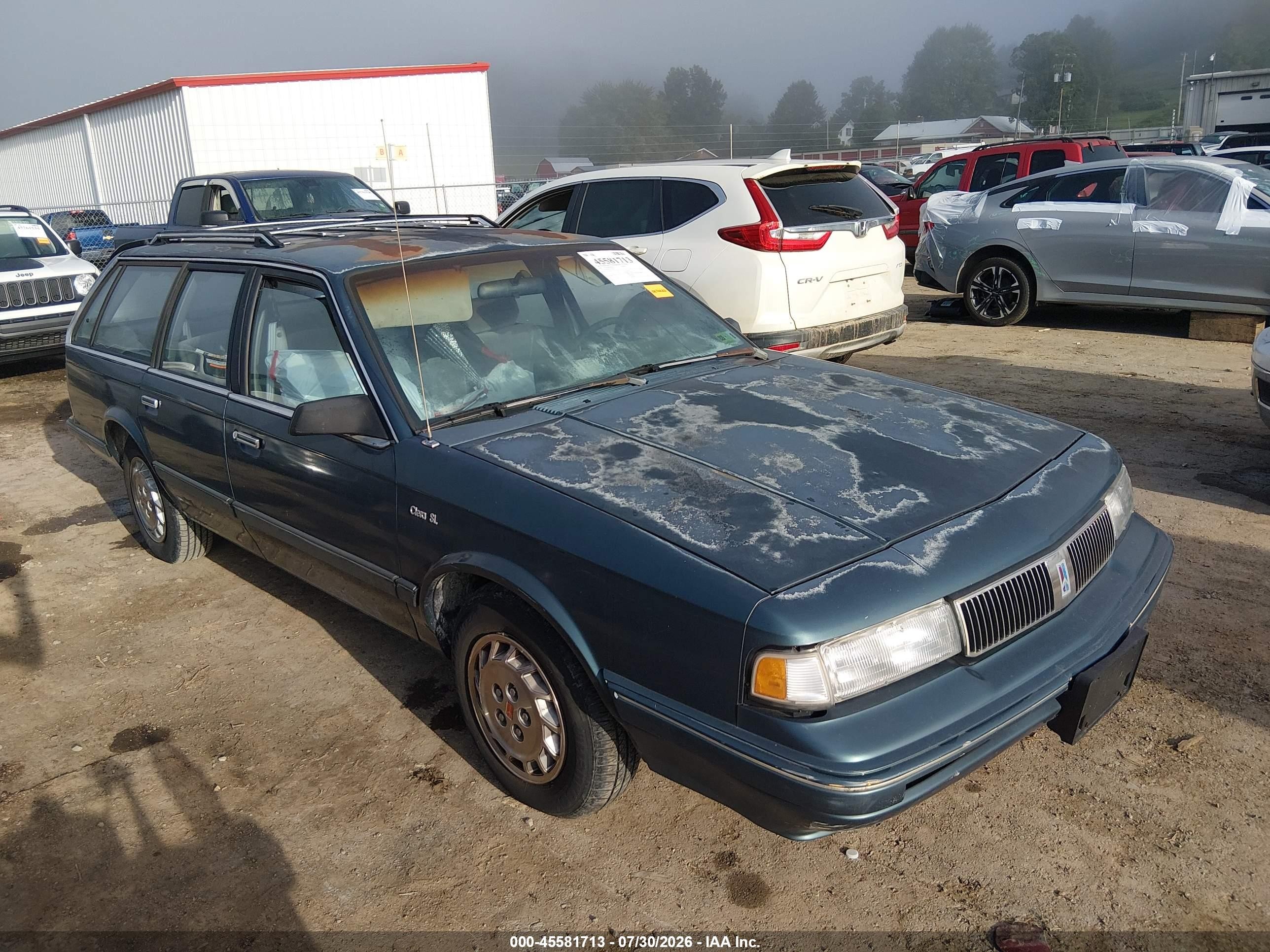 1996 Oldsmobile Cutlass Ciera 1SA VX5, VIN 1G3AJ85M6T6370558 — Normal wear