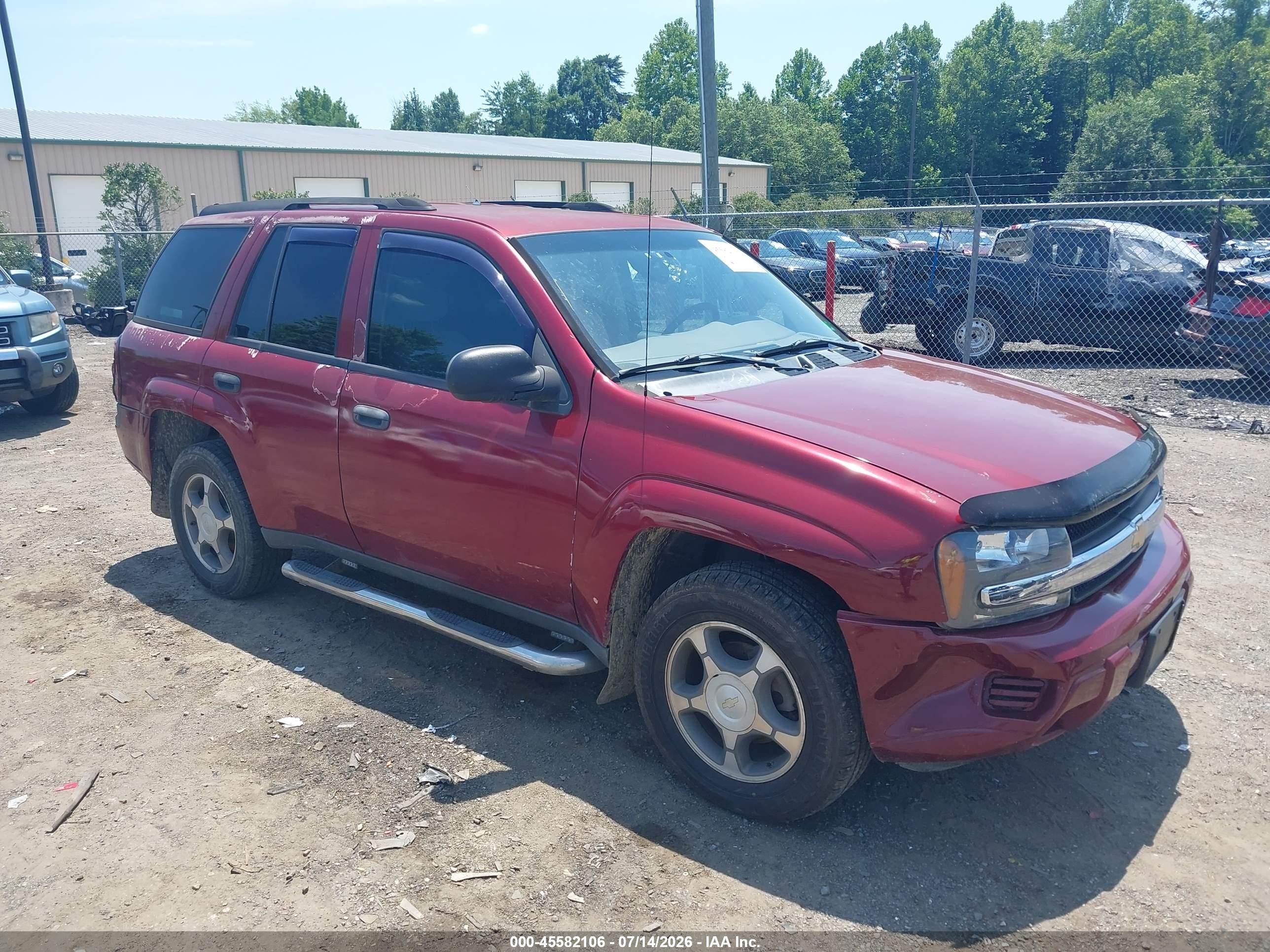 2007 Chevrolet TrailBlazer LT, VIN 1GNDT13S372247790 — Front end