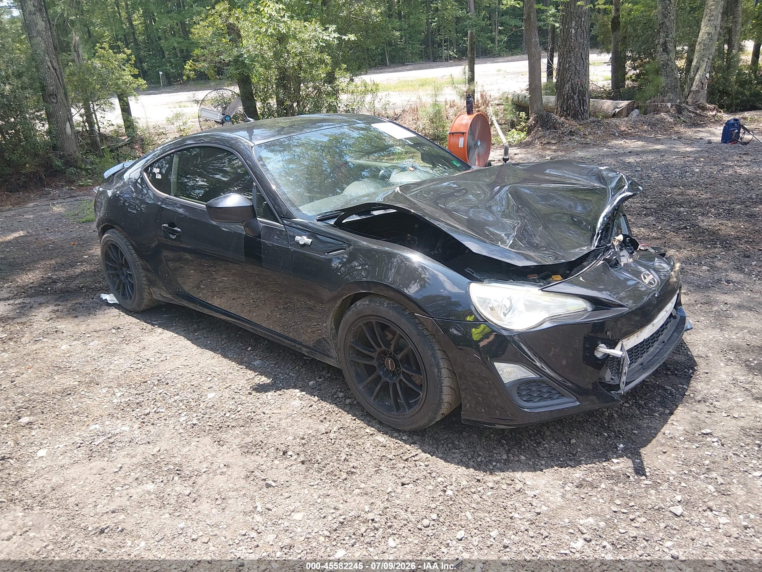 2014 Scion FR-S, VIN JF1ZNAA17E9703299 — Front end