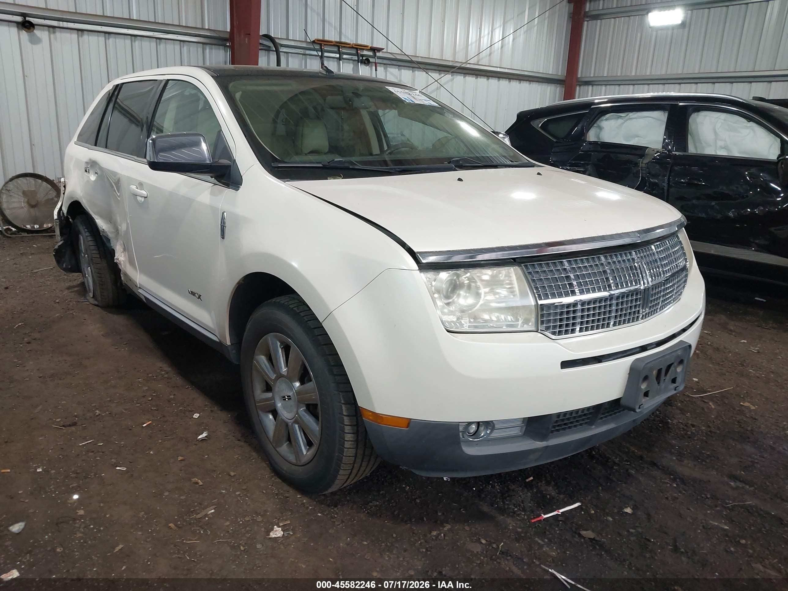 2008 Lincoln MKX, VIN 2LMDU88C08BJ12276 — Side