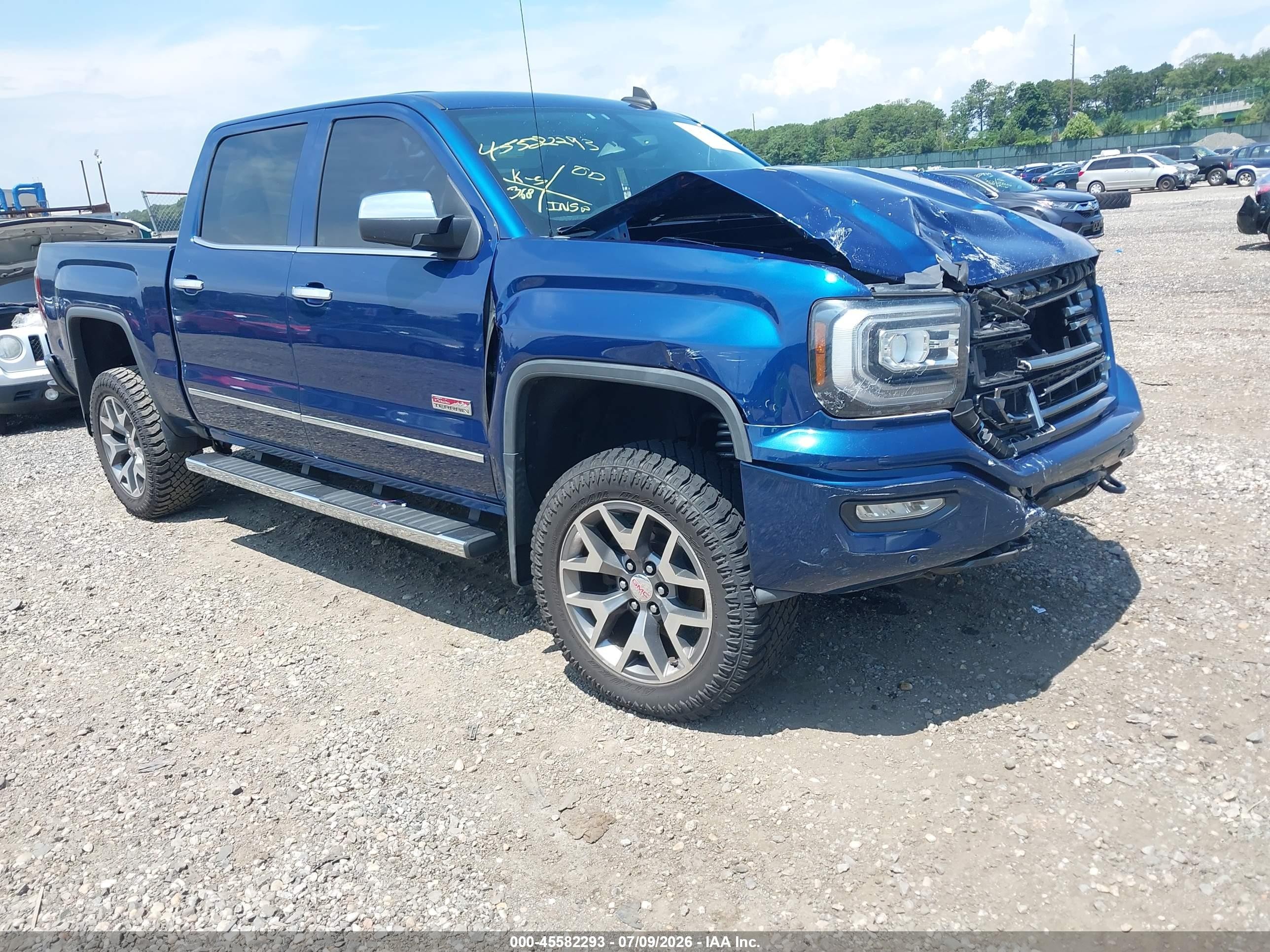 2016 GMC Sierra 1500 SLT, VIN 3GTU2NEC9GG182024 — Front end