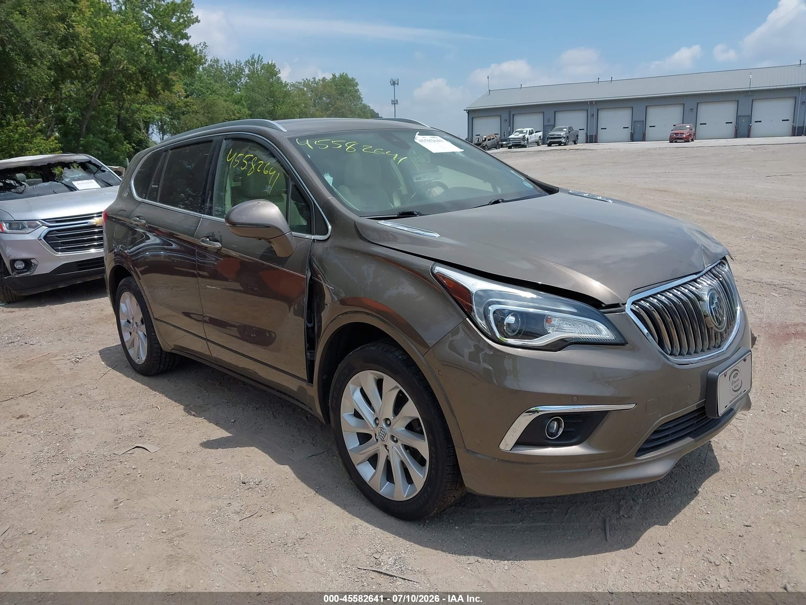 2018 Buick Envision Premium II, VIN LRBFX4SX8JD058485 — Front end