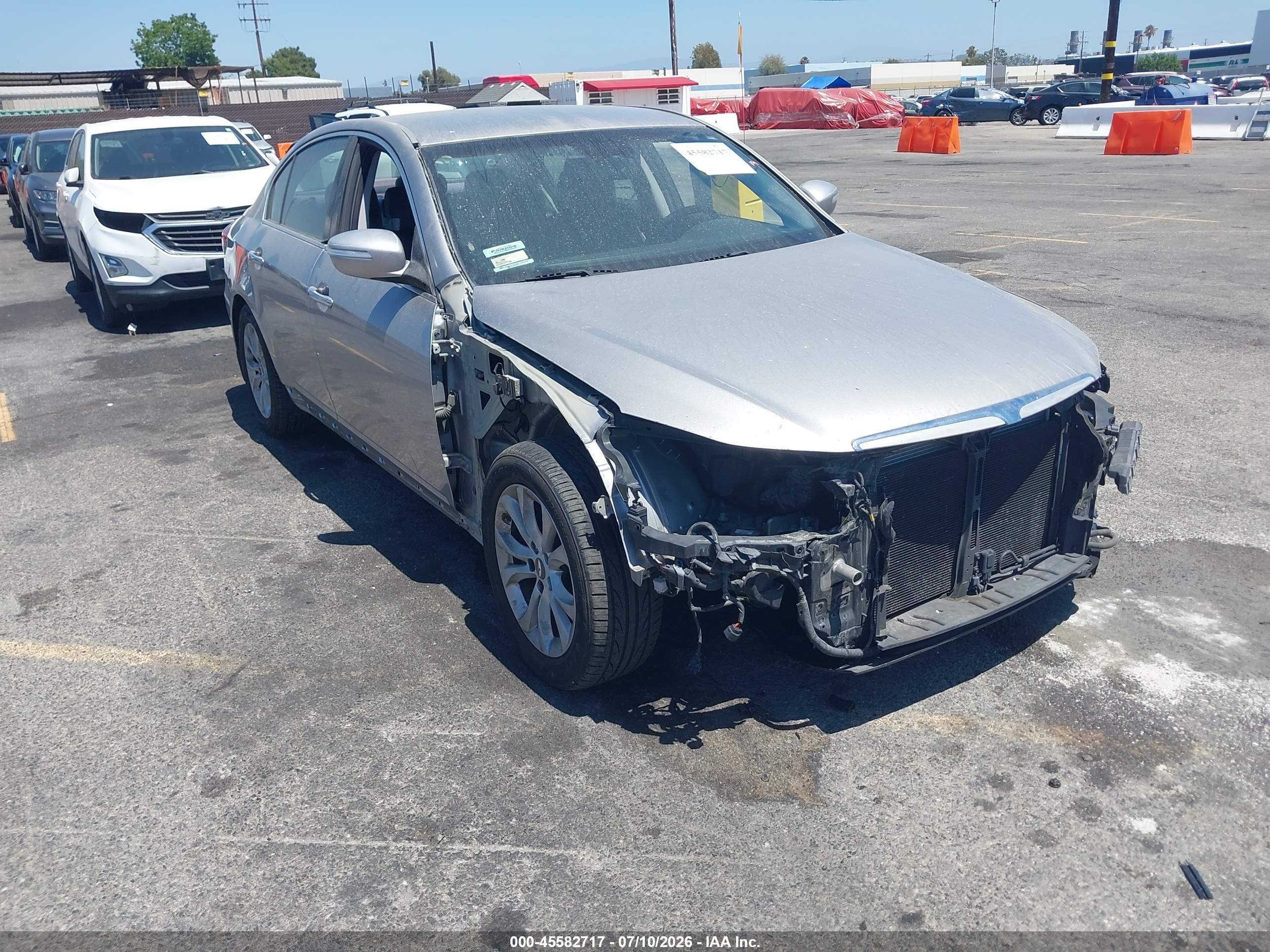 2013 Hyundai Genesis 3.8L, VIN KMHGC4DD0DU247443 — Front end