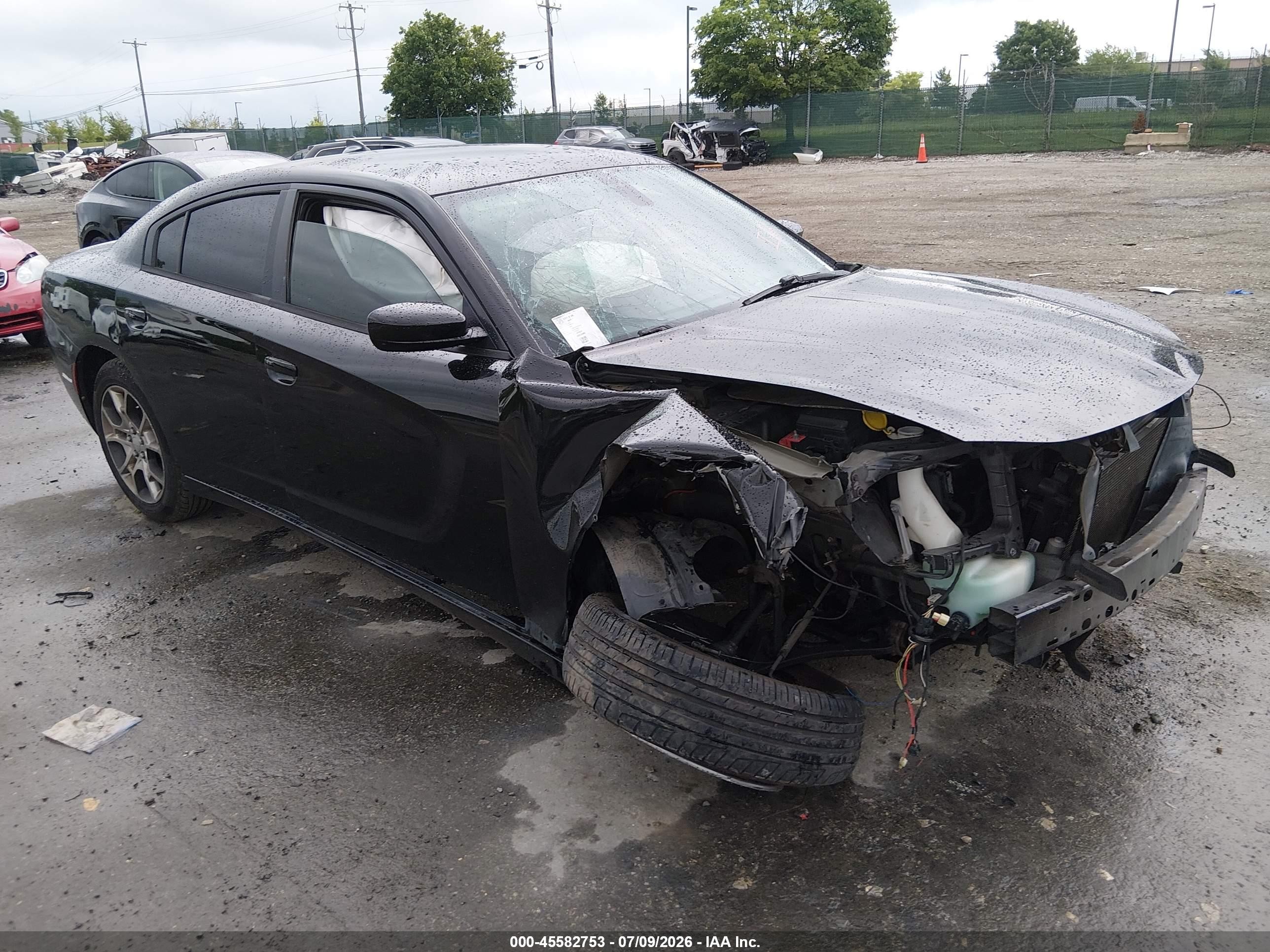 2015 Dodge Charger SXT, VIN 2C3CDXJG1FH919813 — Front end
