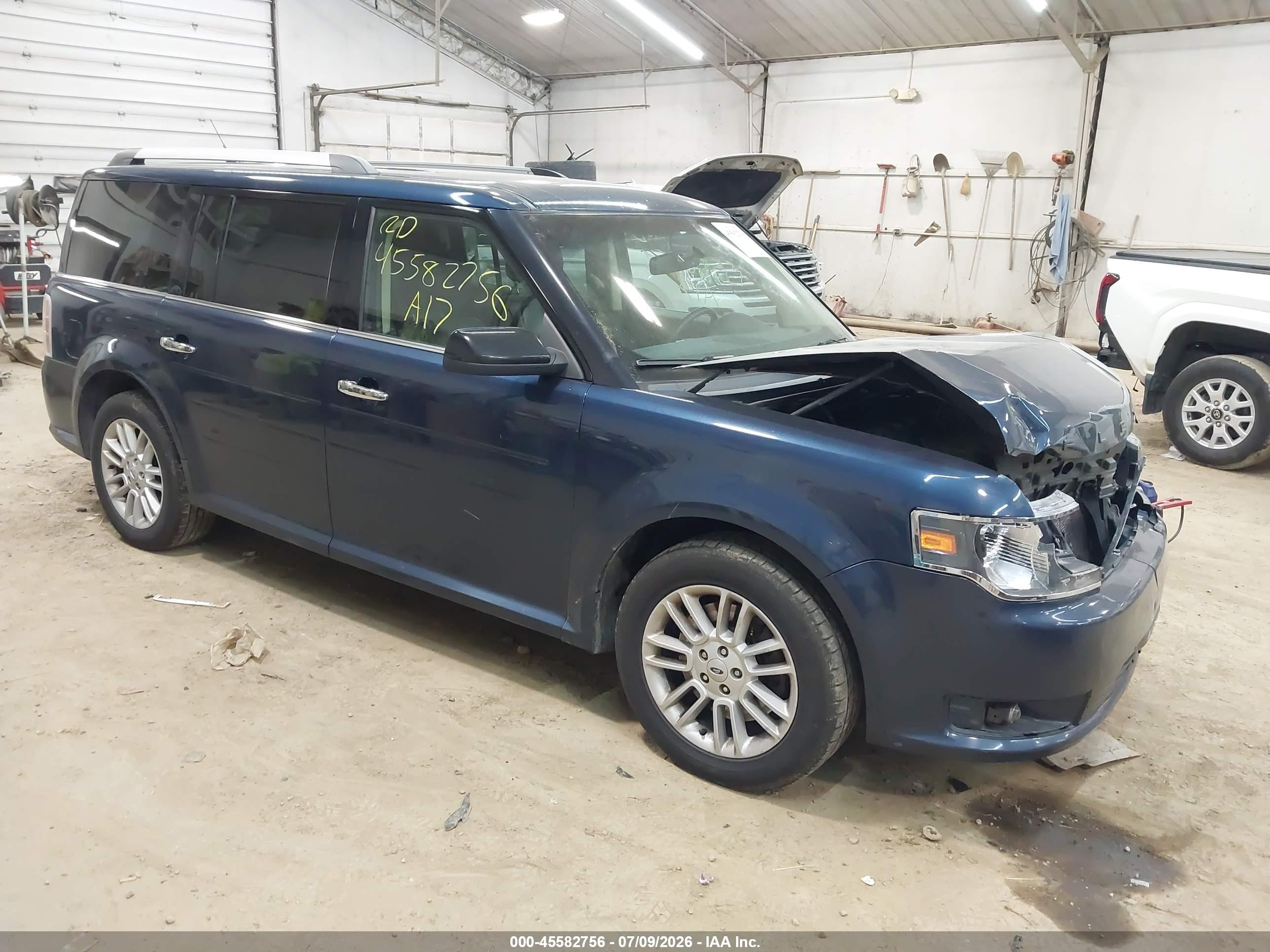 2017 Ford Flex SEL, VIN 2FMHK6C83HBA10285 — Front end
