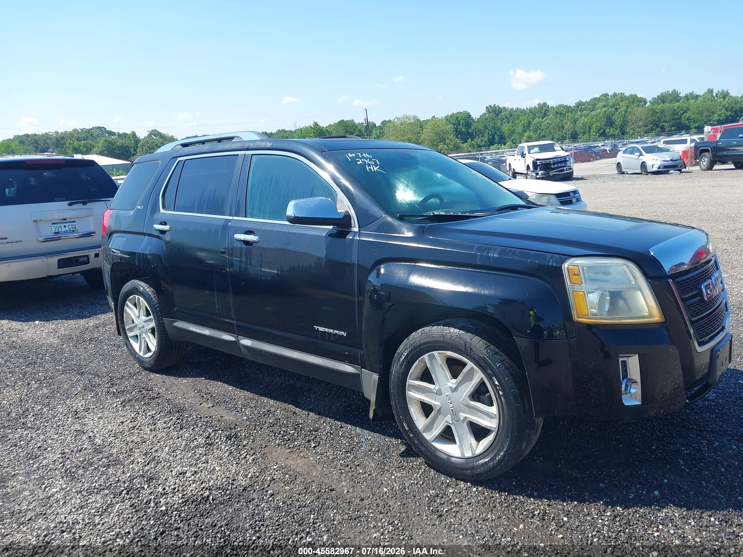 2011 GMC Terrain SLT-2, VIN 2CTALWEC7B6294982 — Normal wear