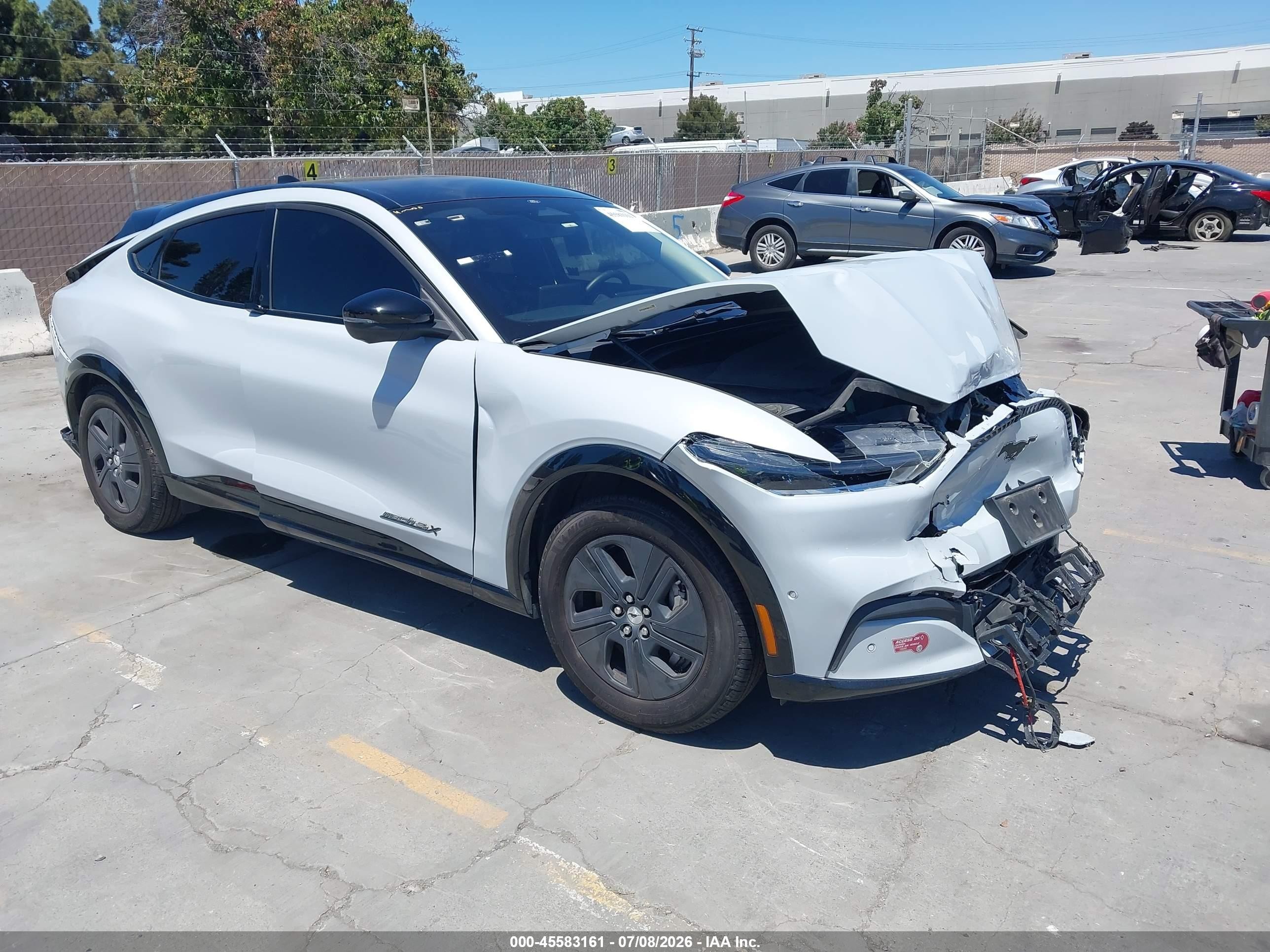 2023 Ford Mustang Mach-E California Route 1, VIN 3FMTK2SU3PMA61722 — Front end