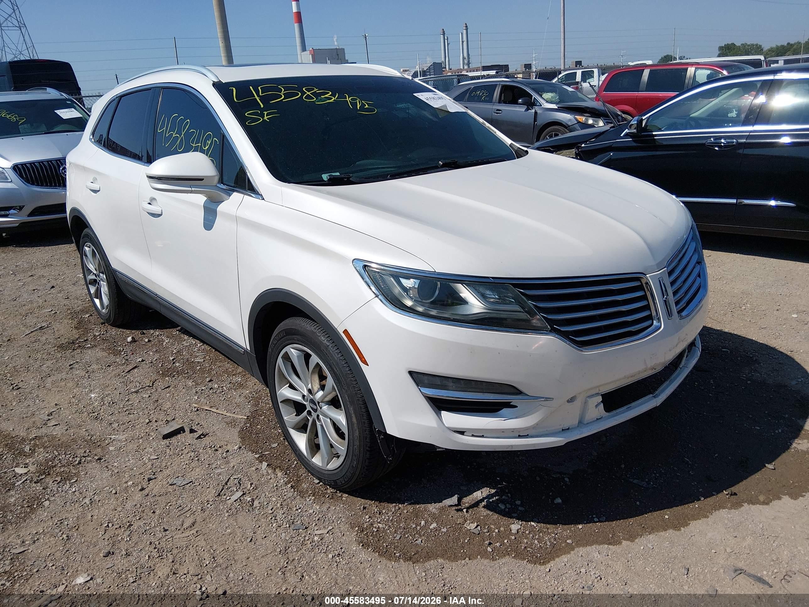 2015 Lincoln MKC, VIN 5LMCJ2A93FUJ08206 — All over