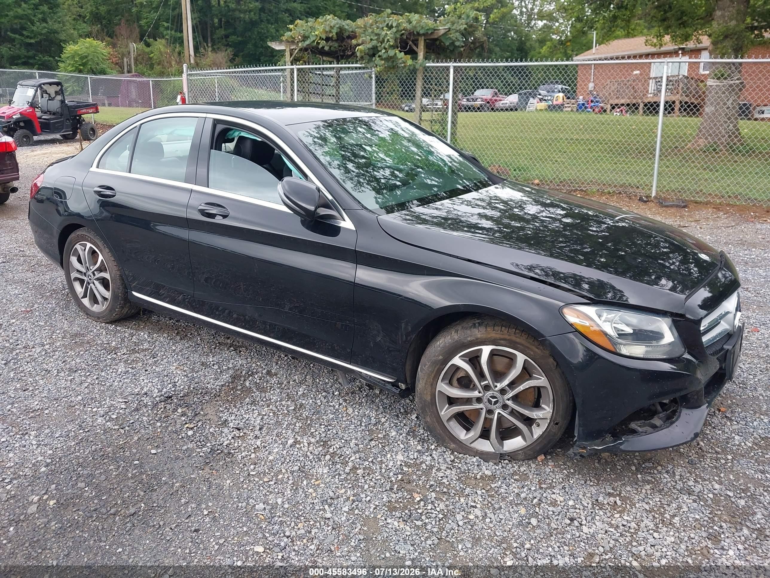 2016 Mercedes-Benz C 300, VIN 55SWF4KB7GU109791 — По всему кузову