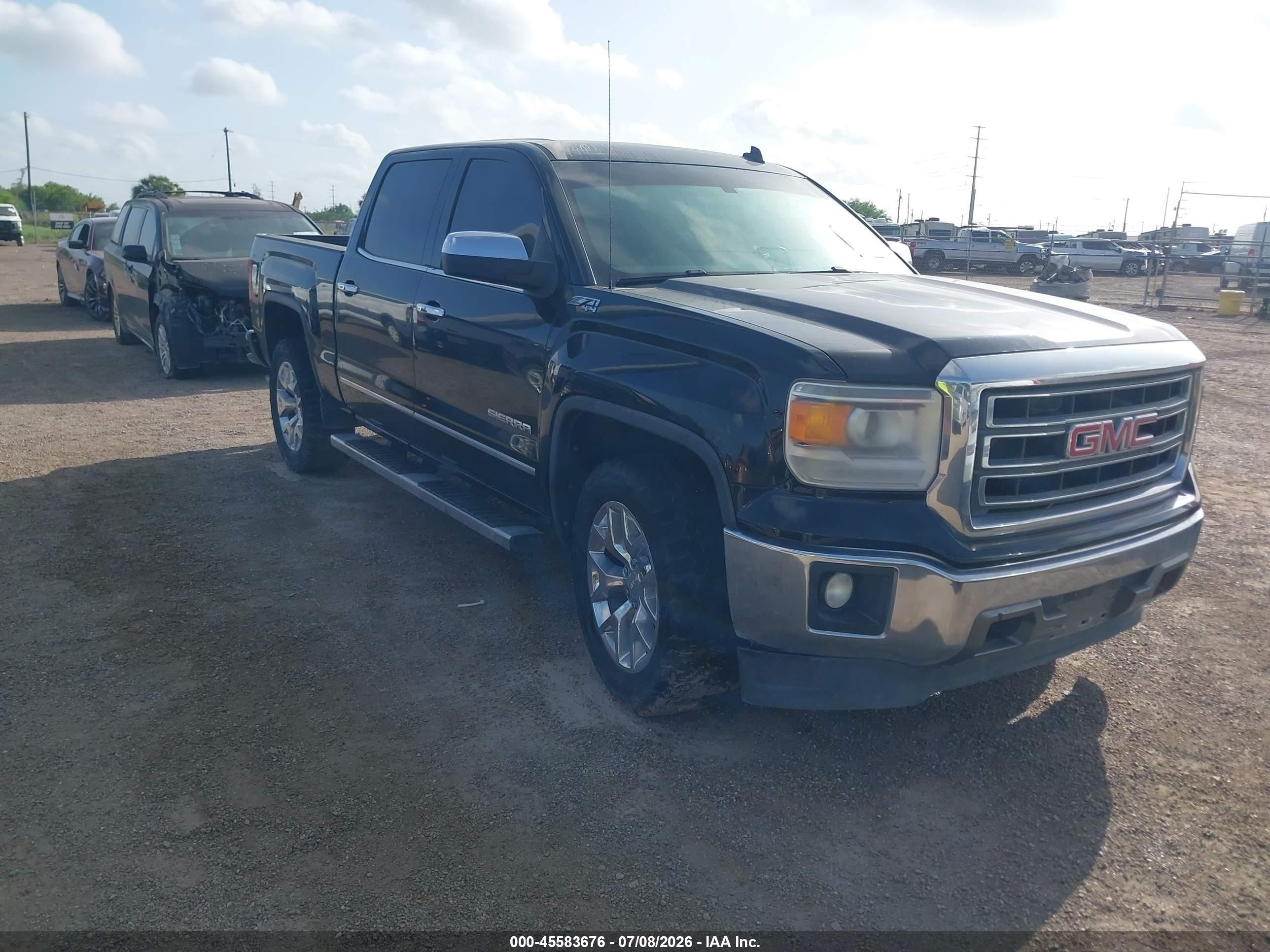 2014 GMC Sierra 1500 SLT, VIN 3GTU2VEC3EG518568 — Normal wear