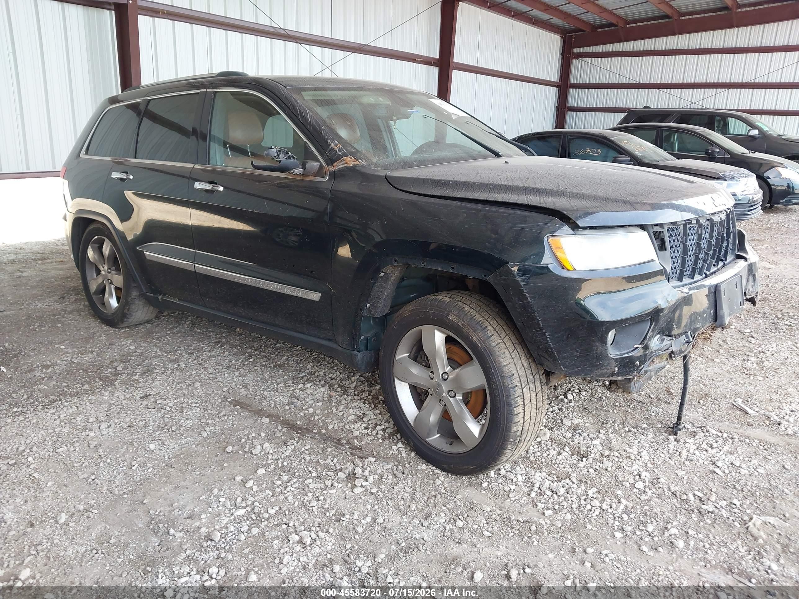 2013 Jeep Grand Cherokee Overland, VIN 1C4RJFCT0DC583896 — Normal wear