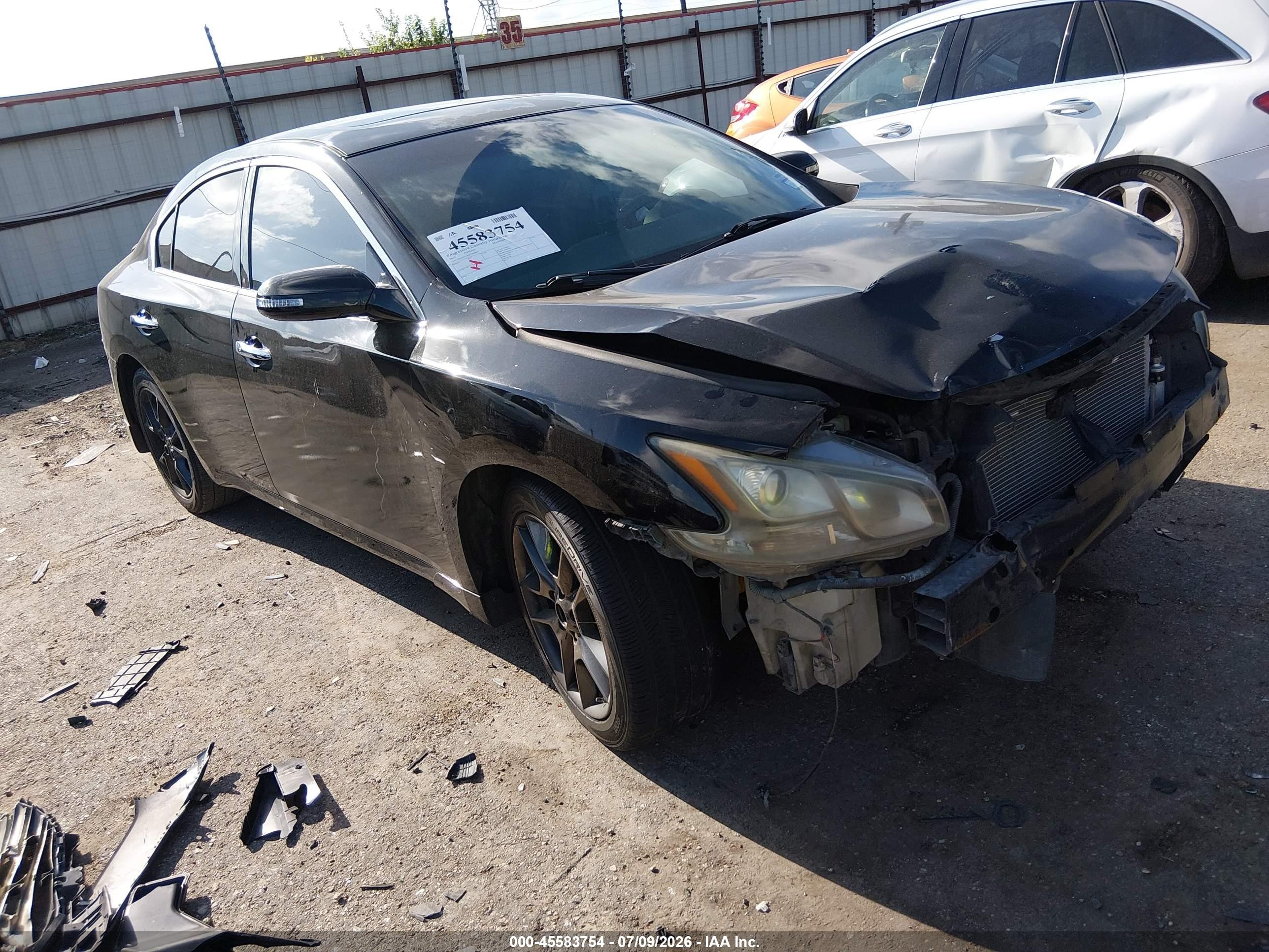 2012 Nissan Maxima SV, VIN 1N4AA5AP0CC849645 — Перед