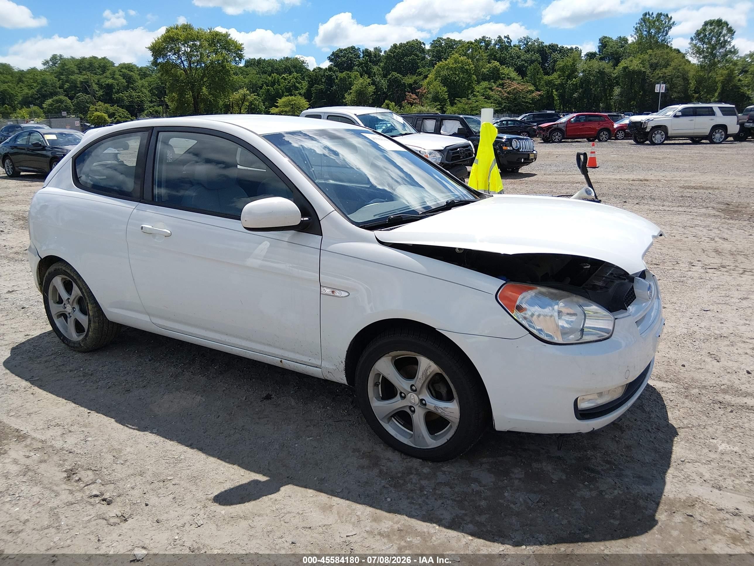 2011 Hyundai Accent SE, VIN KMHCN3AC6BU199233 — Normal wear