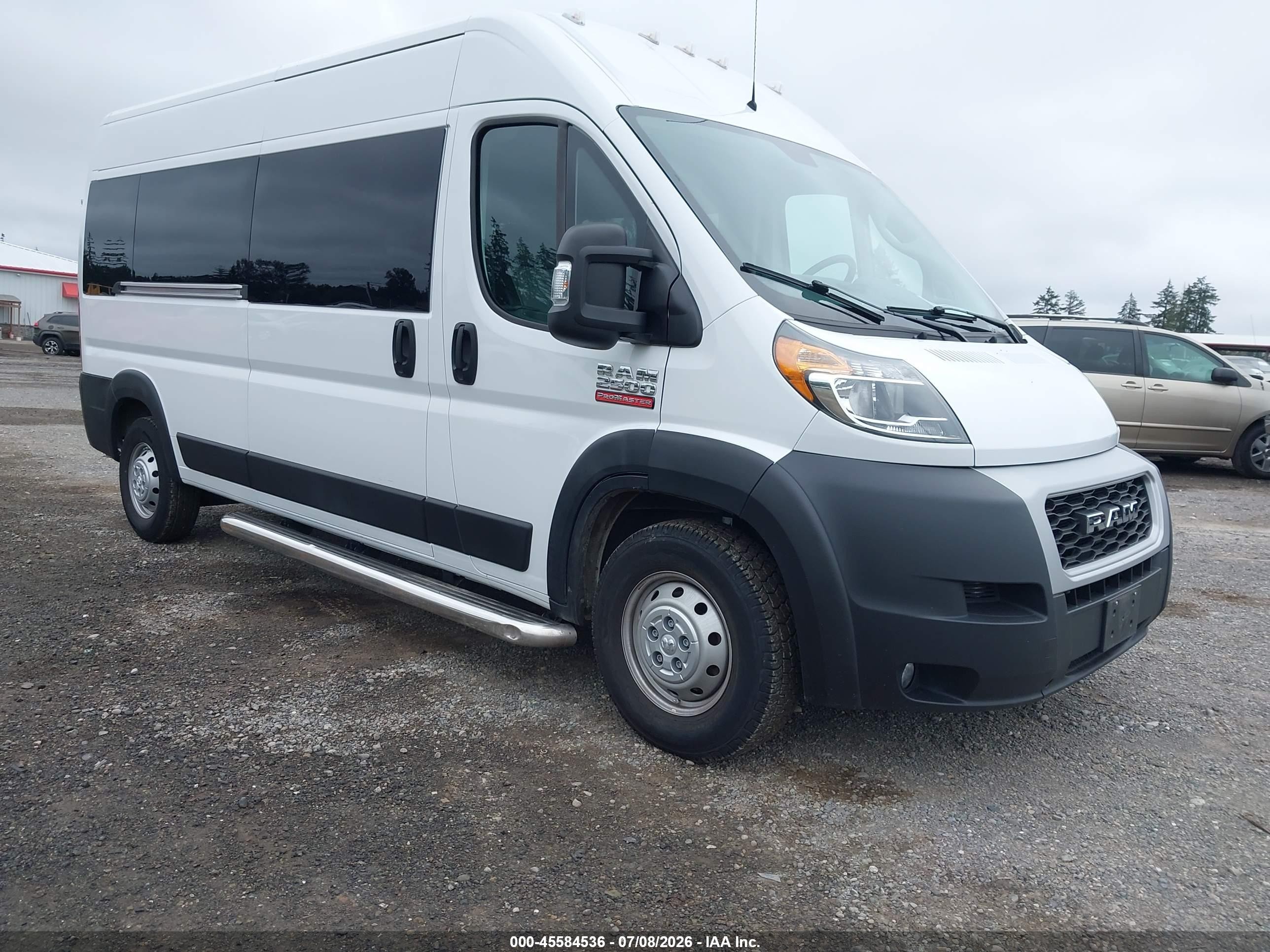 2021 Ram ProMaster Window Van, VIN 3C6LRVPGXME513800 — Normal wear