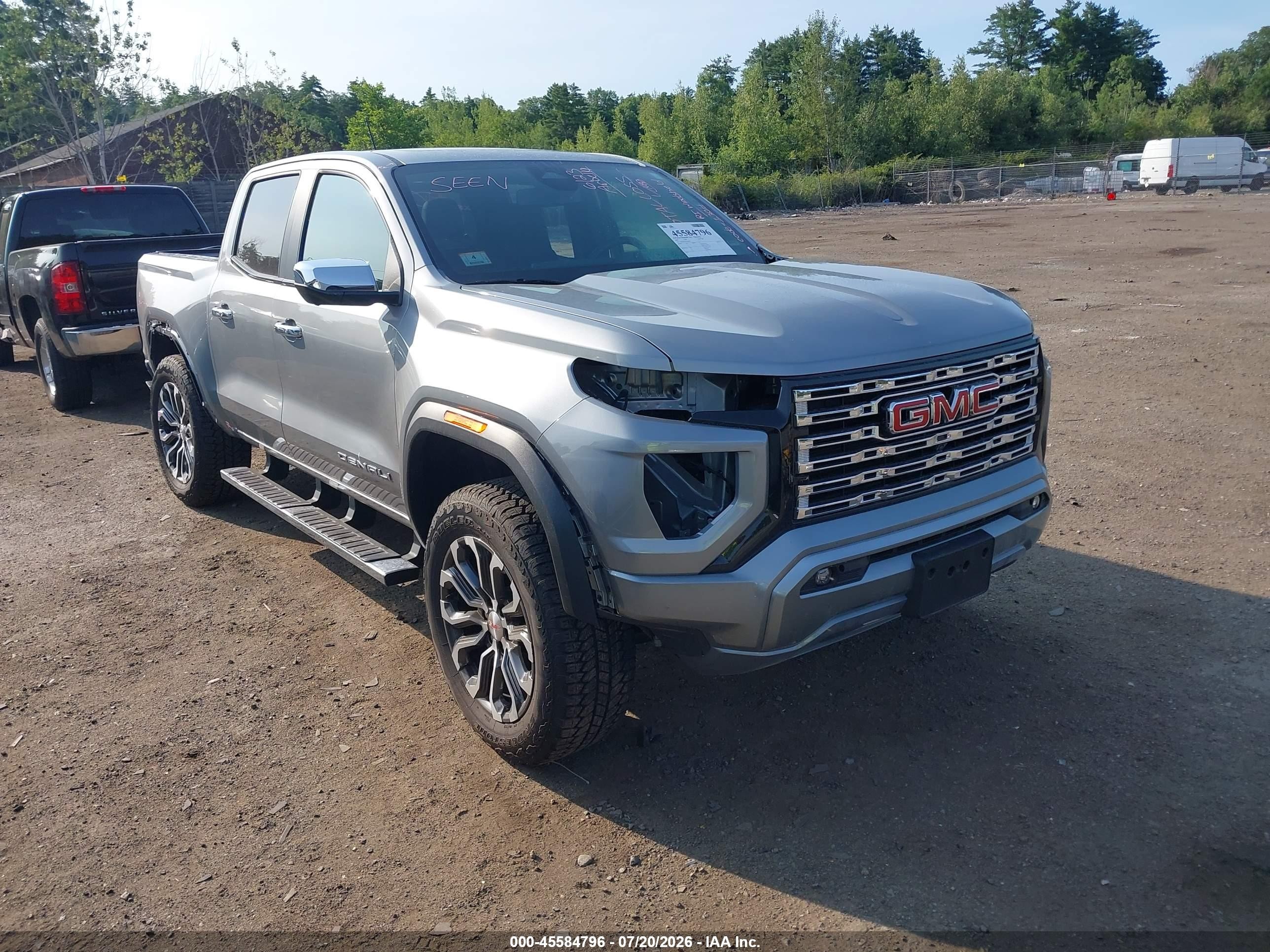 2025 GMC Canyon 4WD Denali, VIN 1GTP2FEK5S1149958 — Side