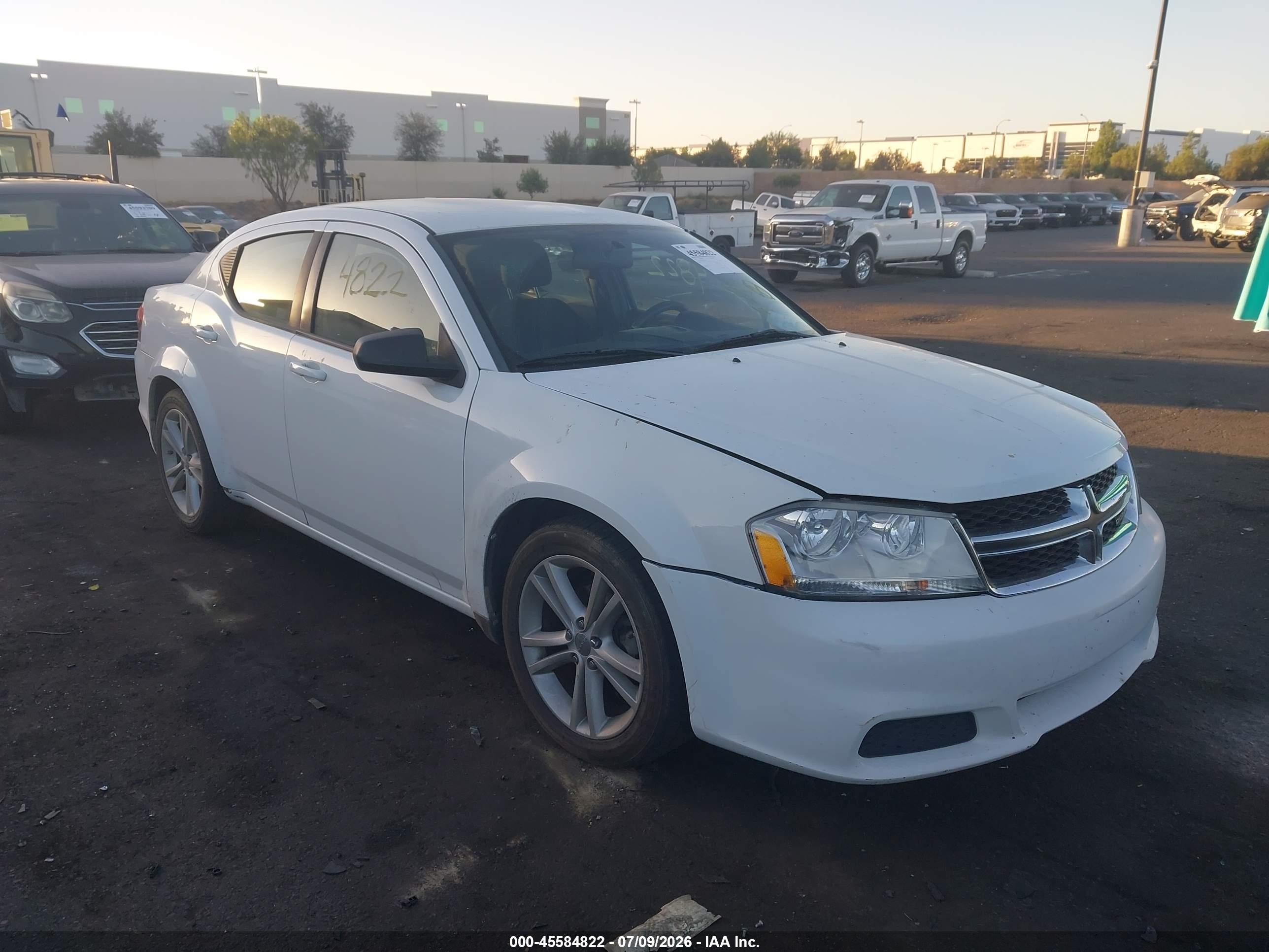 2013 Dodge Avenger SE, VIN 1C3CDZAB0DN729733 — Перед