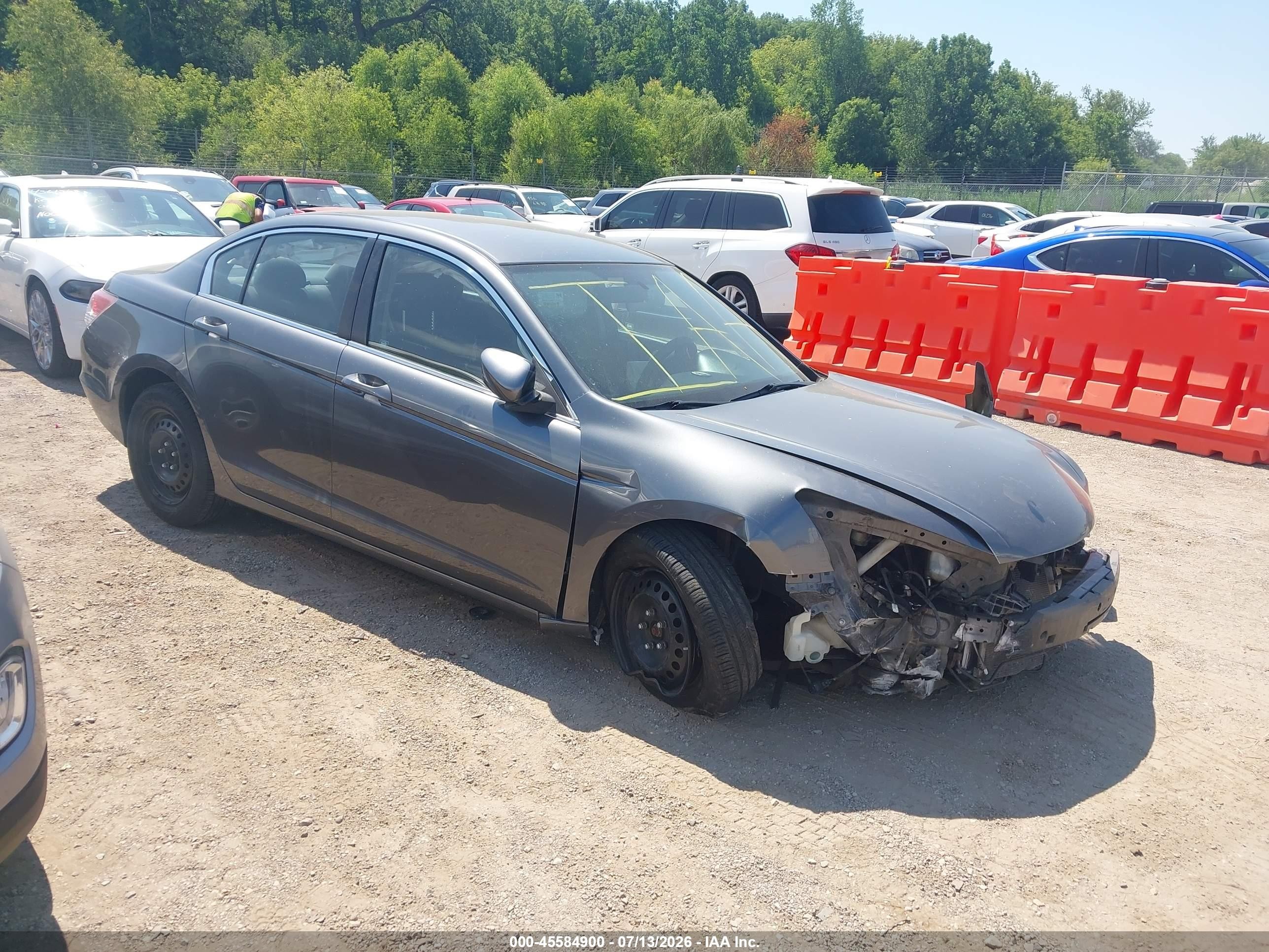 2012 Honda Accord LX, VIN 1HGCP2F33CA234915 — Перед