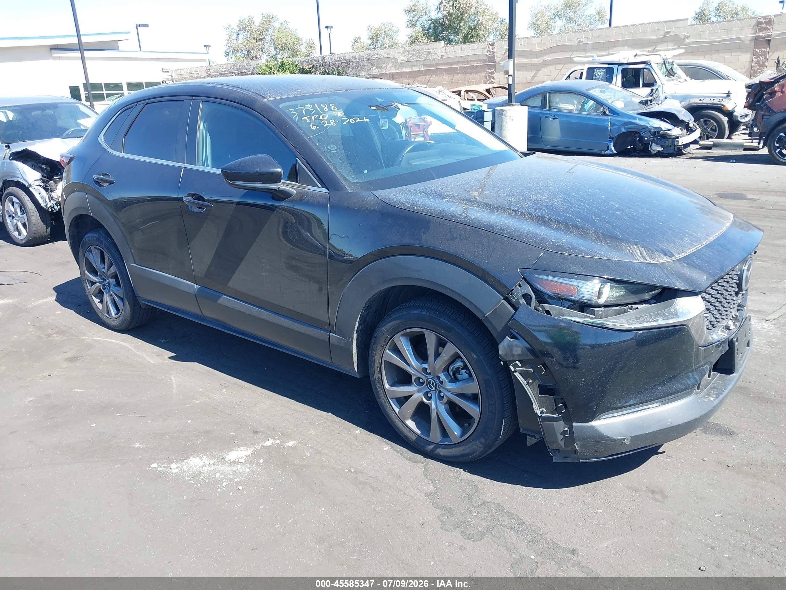 2021 Mazda CX-30 Select, VIN 3MVDMBBL8MM260723 — Front end