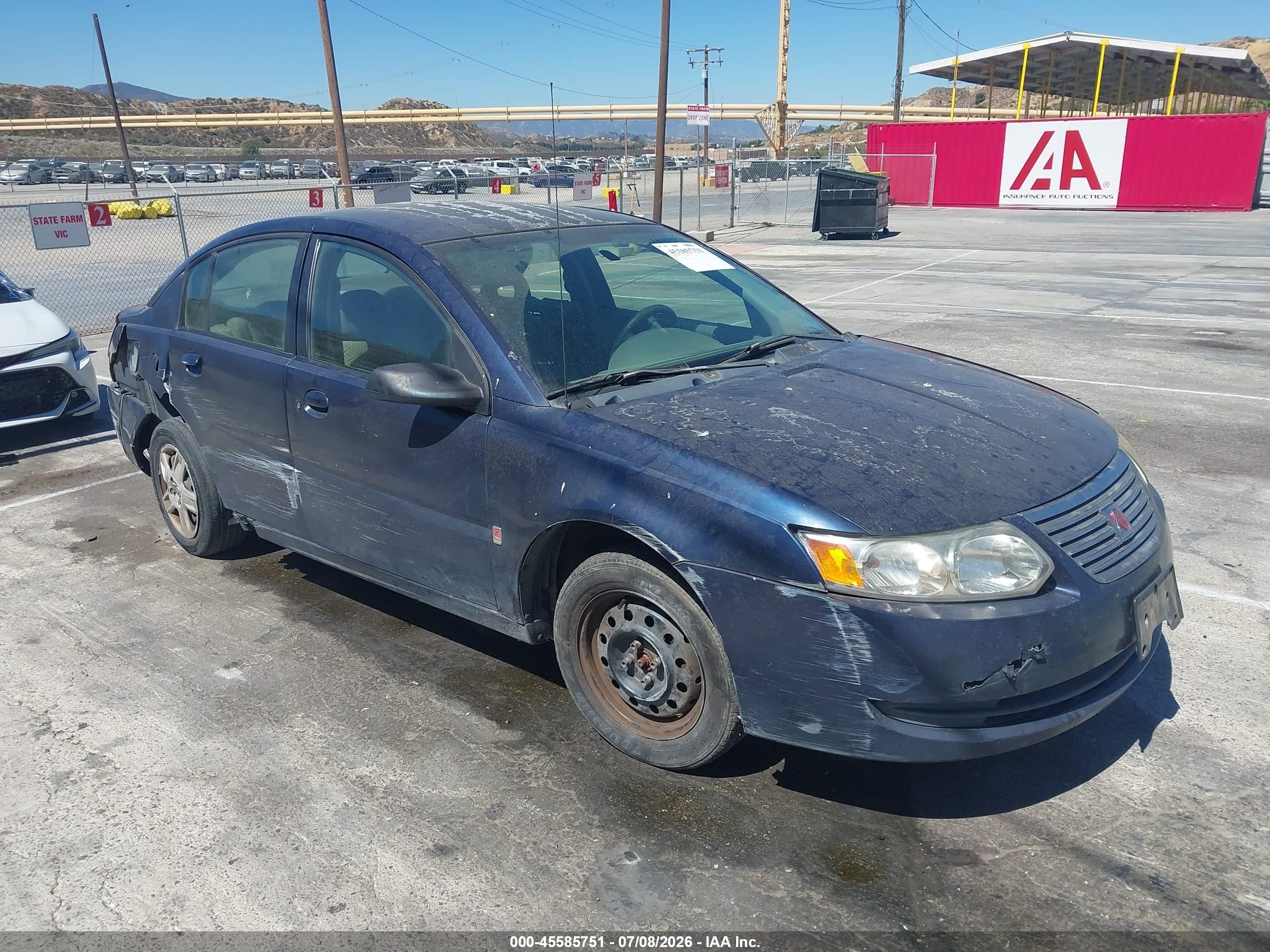 2007 Saturn ION ION 2, VIN 1G8AJ55F17Z110096 — Side