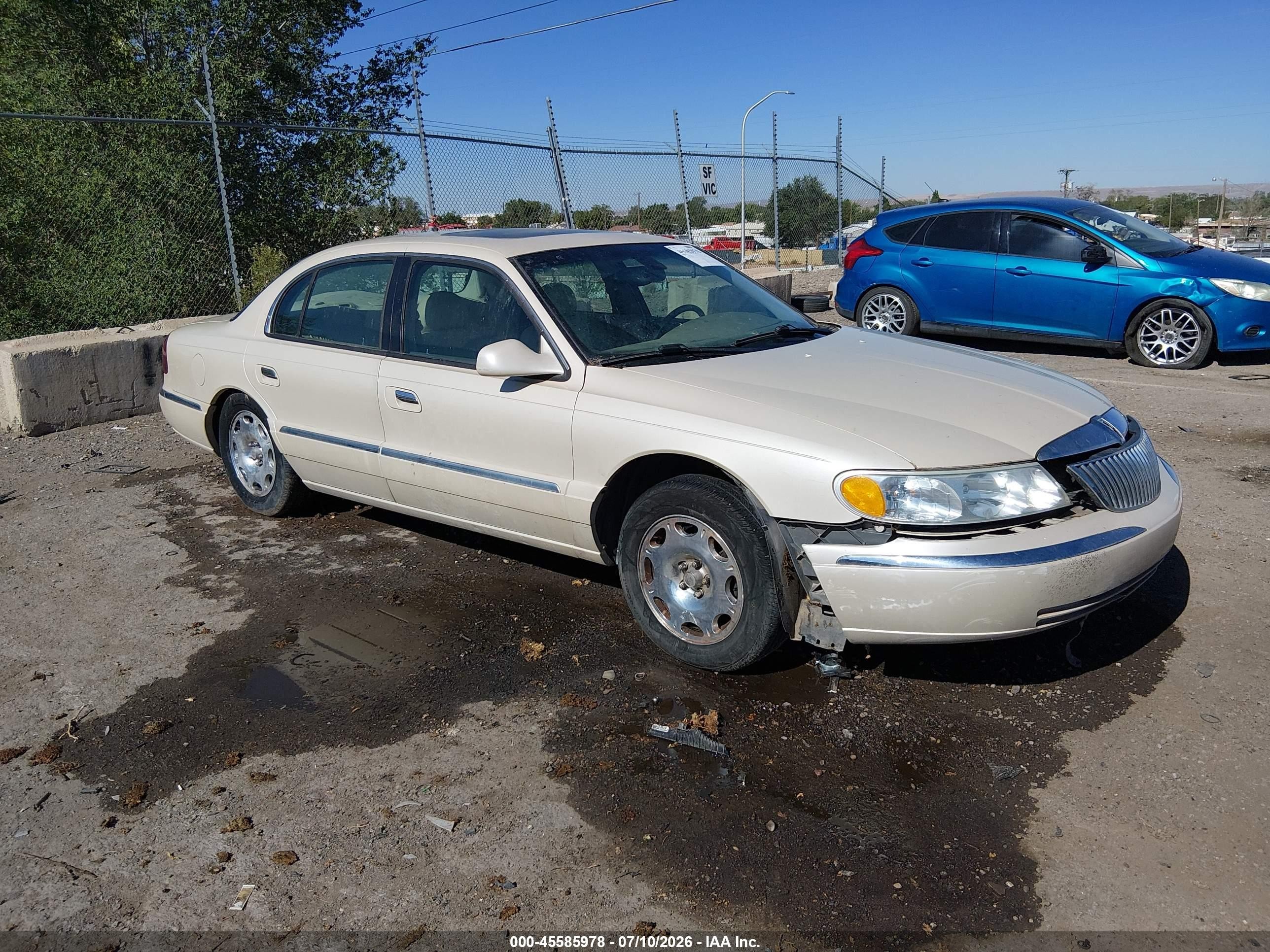 2002 Lincoln Continental, VIN 1LNHM97VX2Y695942 — Обычный износ