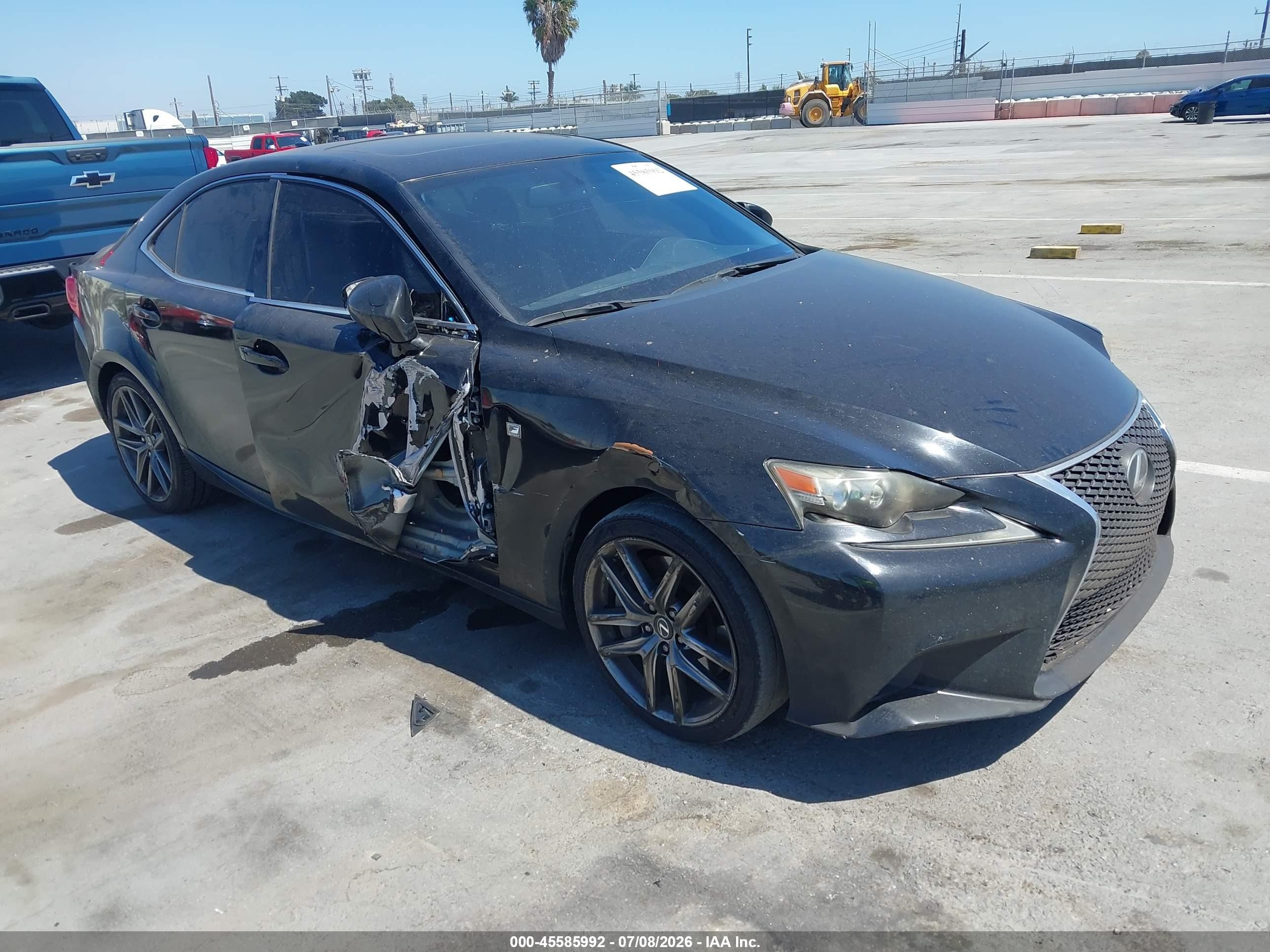 2014 Lexus IS 350, VIN JTHBE1D27E5003160 — Side
