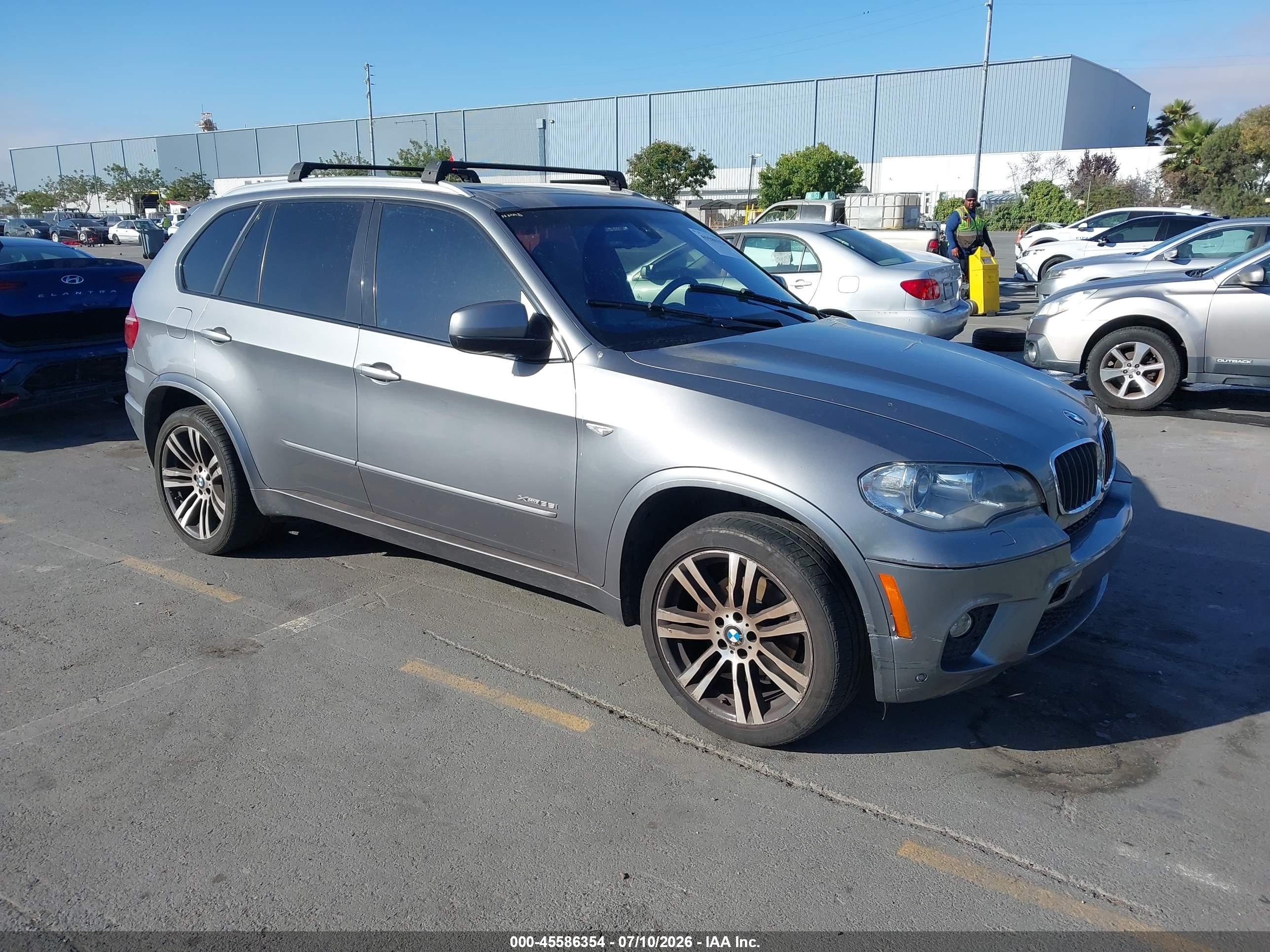 2013 BMW X5 xDrive35i, VIN 5UXZV4C50D0G54074 — Normal wear