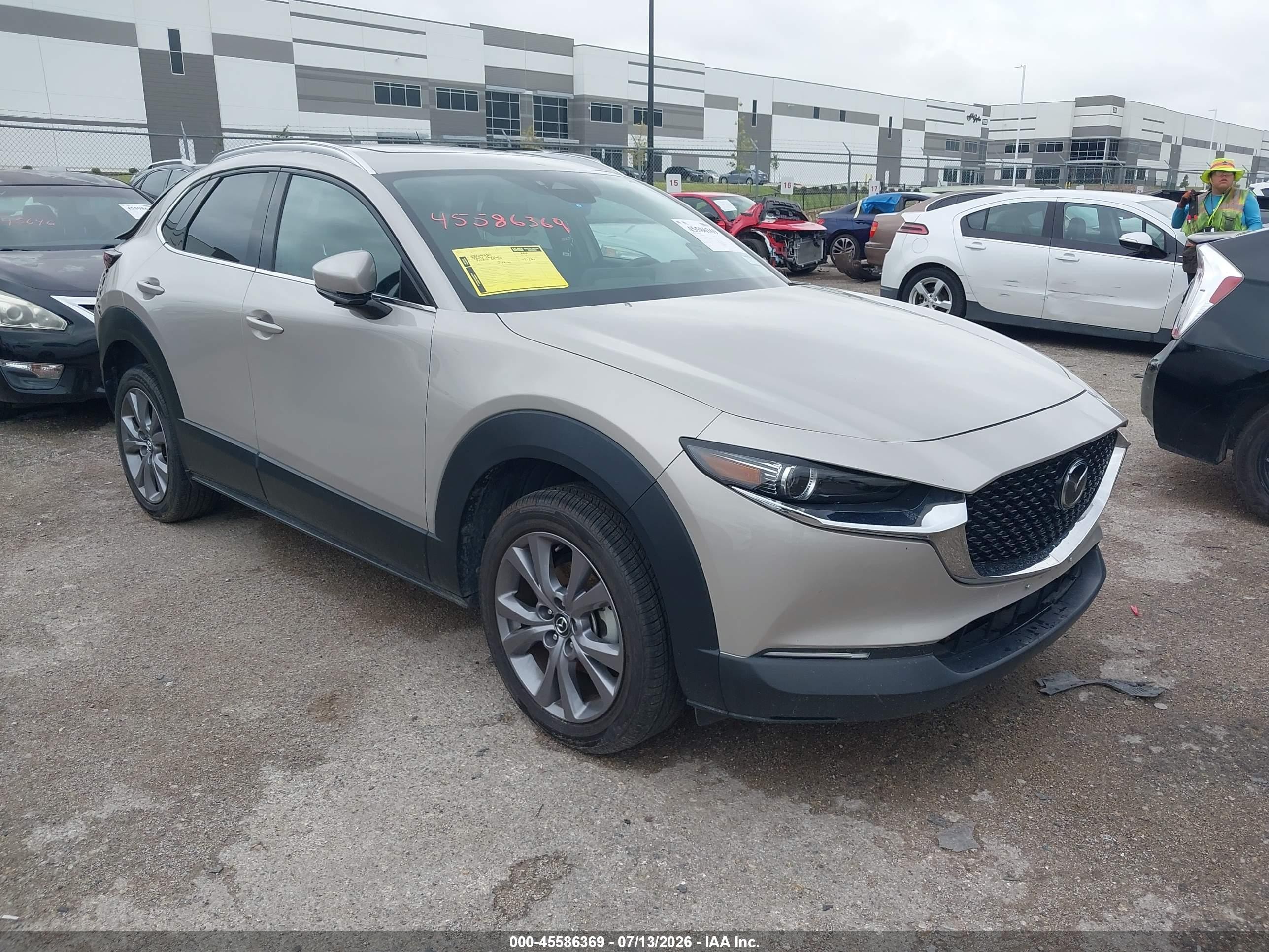 2024 Mazda CX-30 S Premium, VIN 3MVDMBDM7RM649088 — Rear end