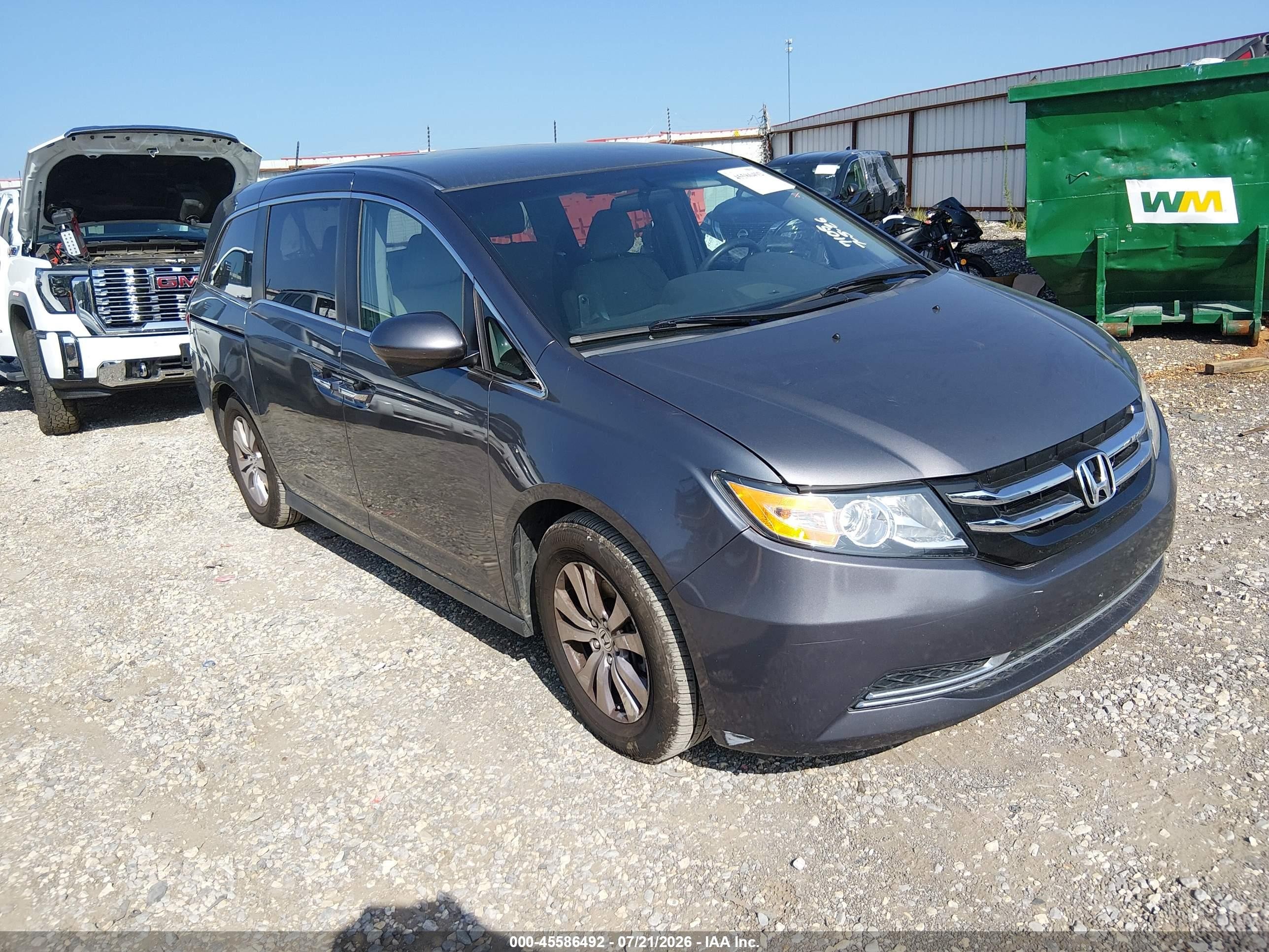 2017 Honda Odyssey EX, VIN 5FNRL5H49HB017105 — Normal wear