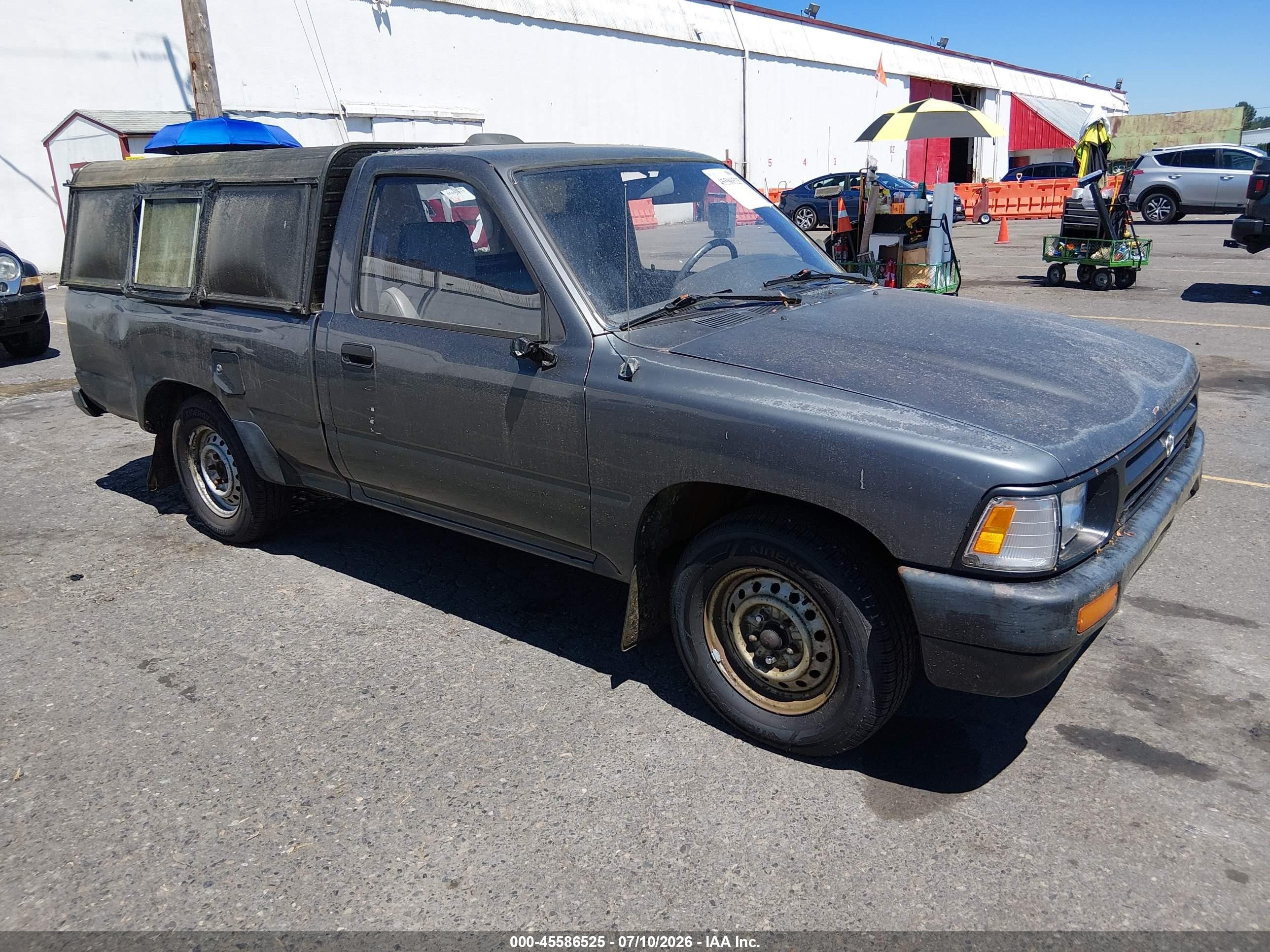 1994 Toyota Pickup, VIN 4TARN81A8RZ171632 — Normal wear
