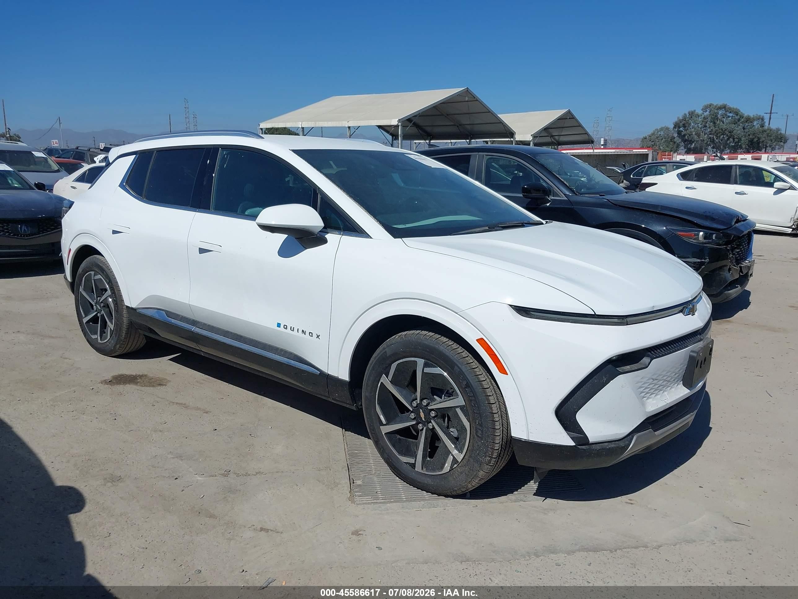 2025 Chevrolet Equinox EV LT2, VIN 3GN7DNRP6SS217877 — Front end