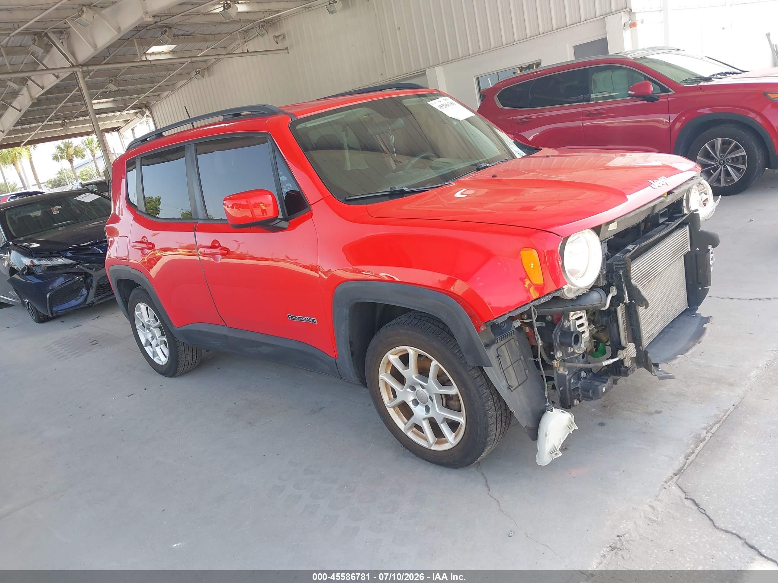 2019 Jeep Renegade Latitude, VIN ZACNJABBXKPK85730 — Перед