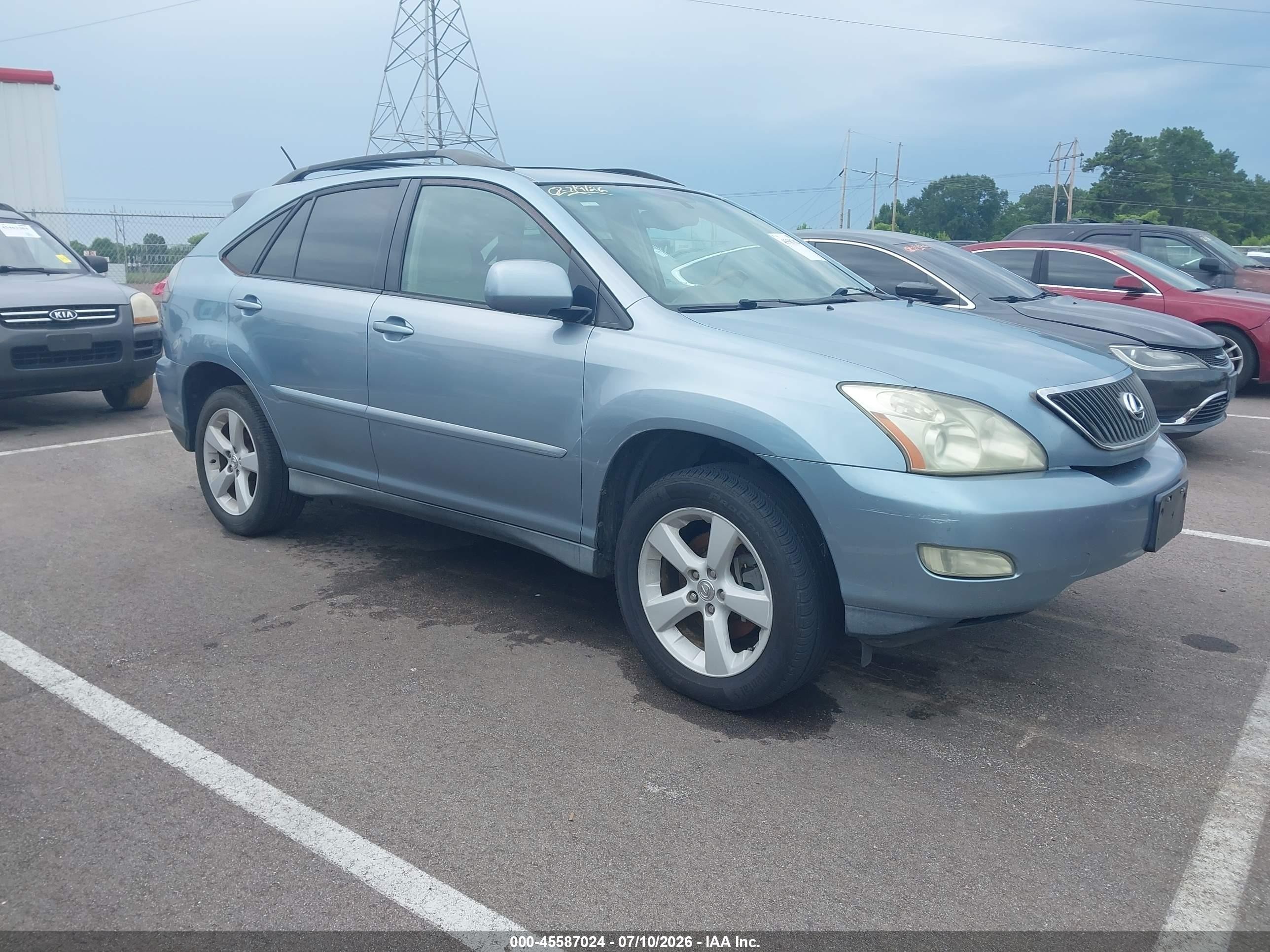 2005 Lexus RX 330, VIN 2T2GA31U45C031324 — Normal wear