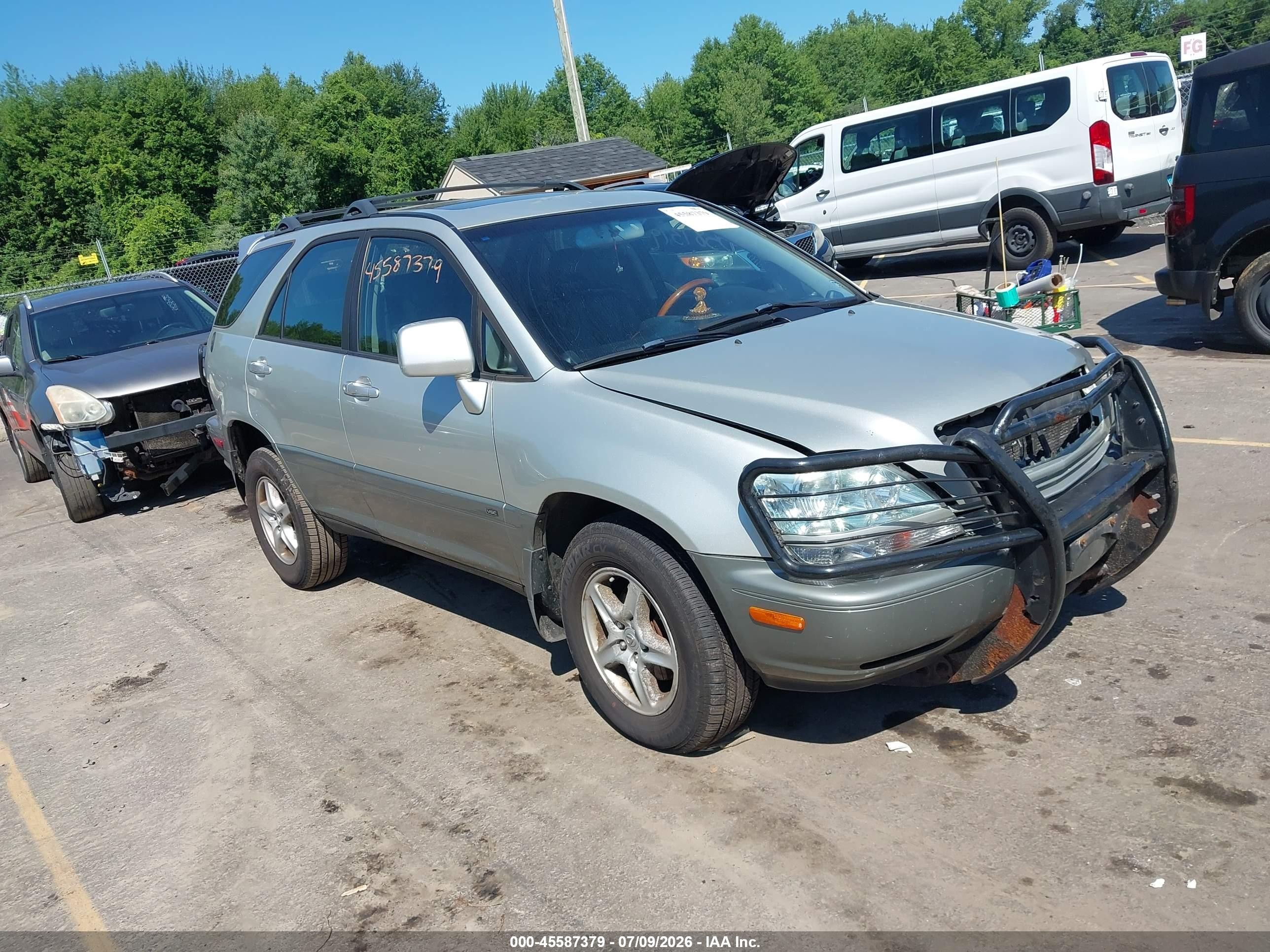 2003 Lexus RX 300, VIN JTJHF10U530296547 — Side