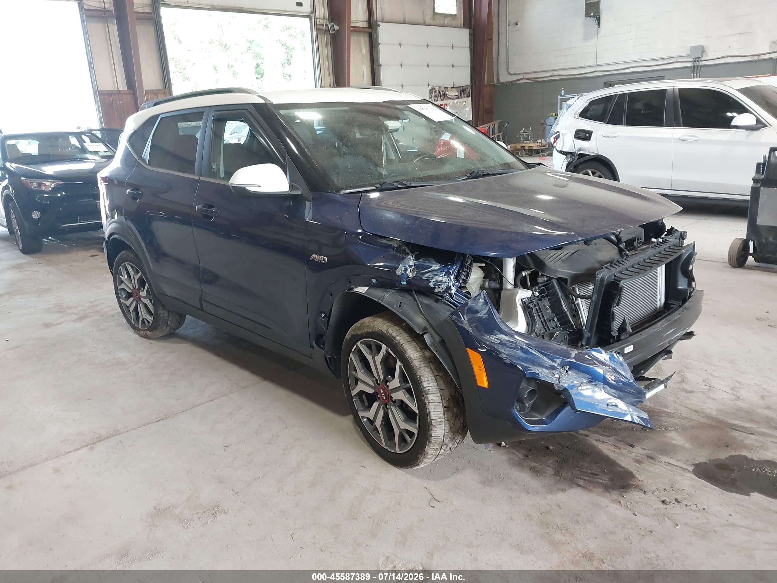 2021 Kia Seltos S, VIN KNDEUCA2XM7040384 — Front end